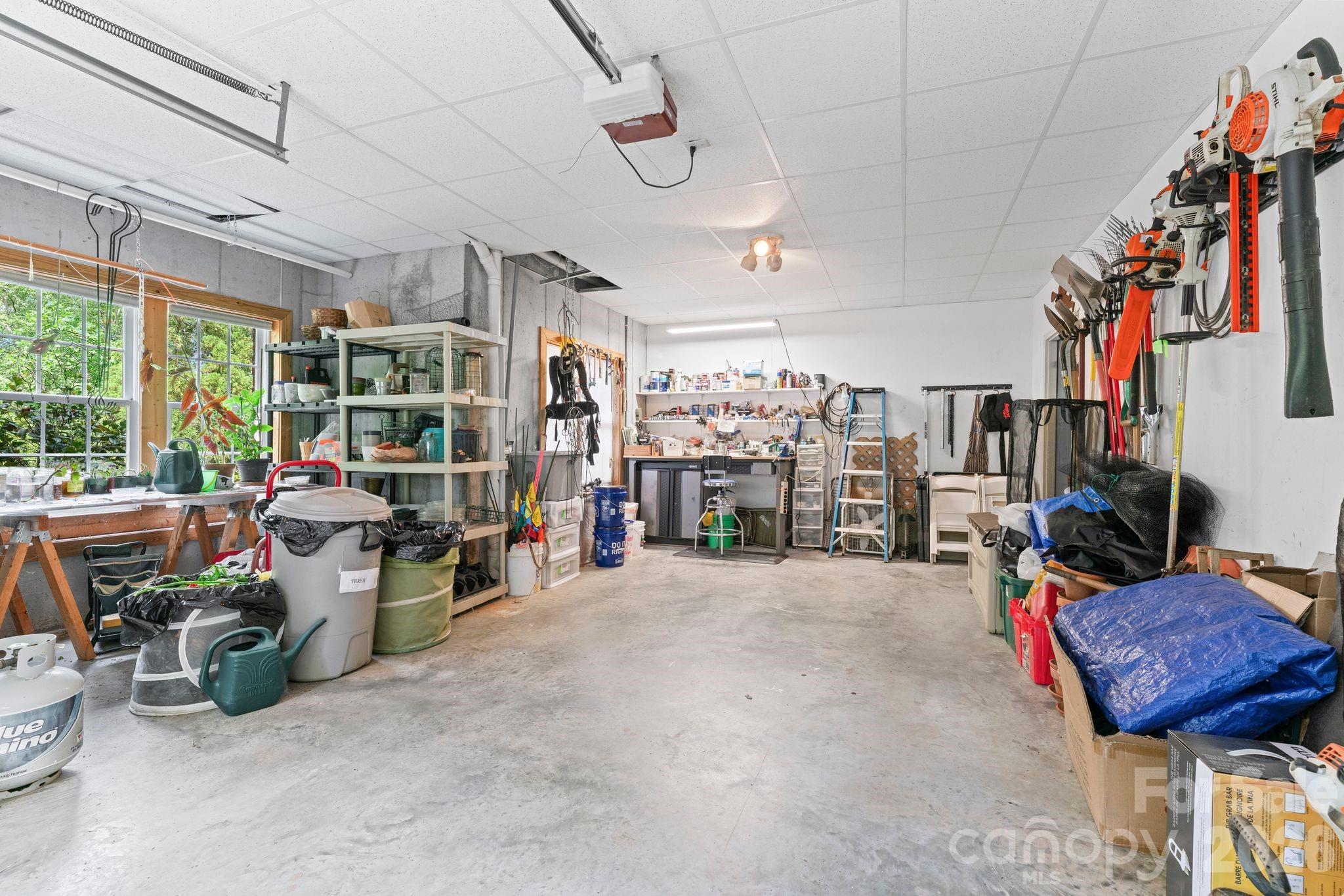 247 James Way — Bermuda Run
