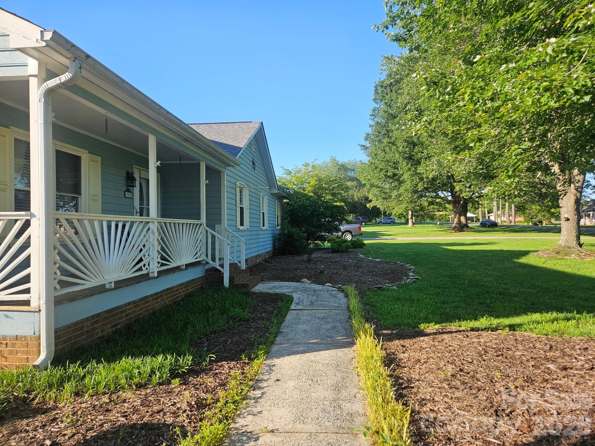 905 Stevens Road — Monroe