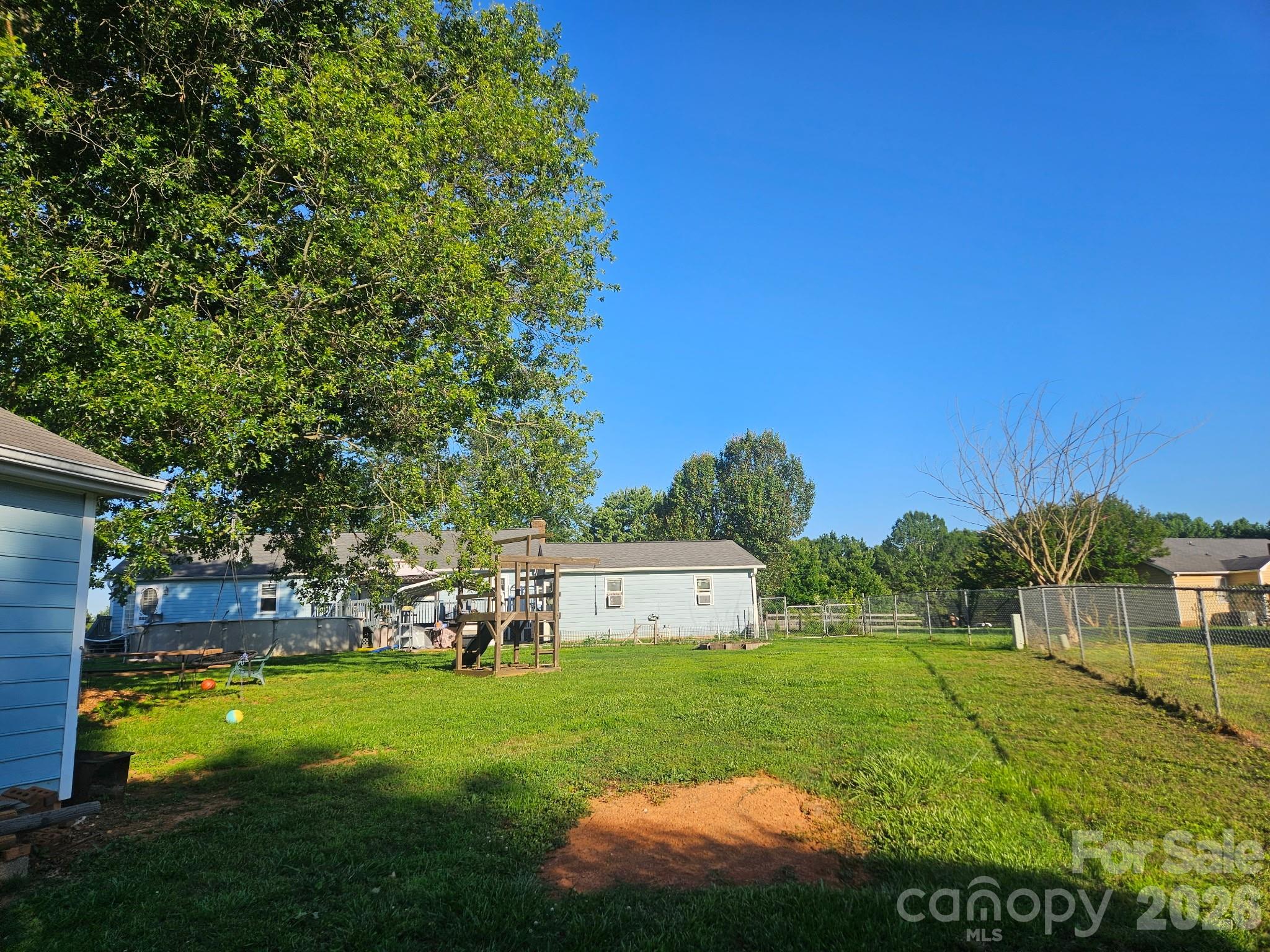 905 Stevens Road — Monroe