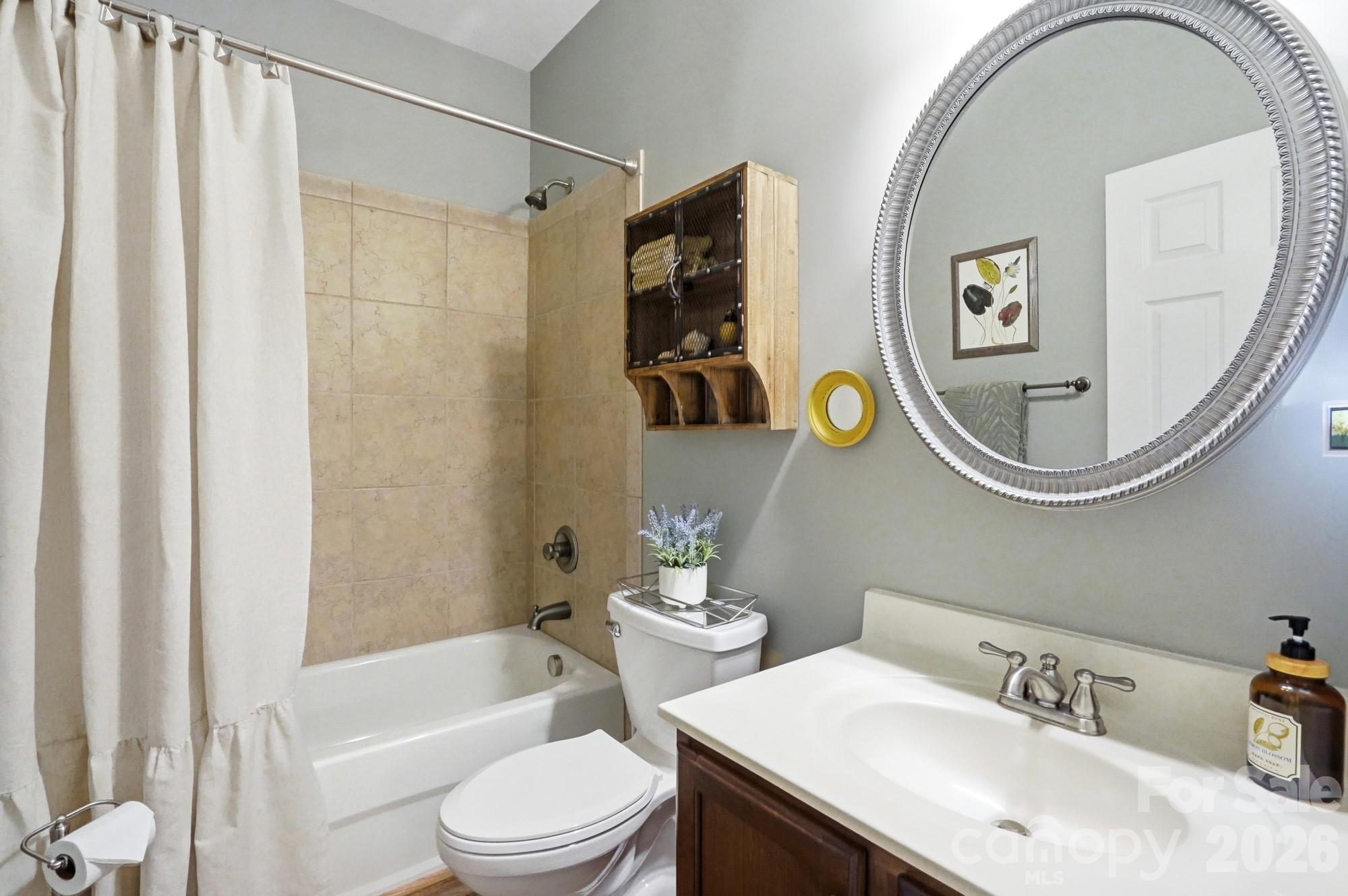 5630 Turkey Oak Drive — Charlotte