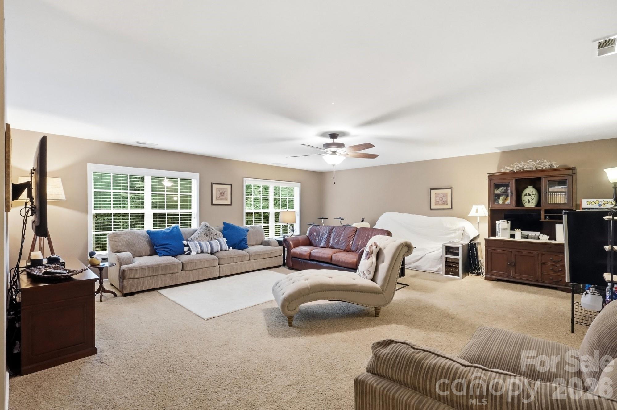 5630 Turkey Oak Drive — Charlotte