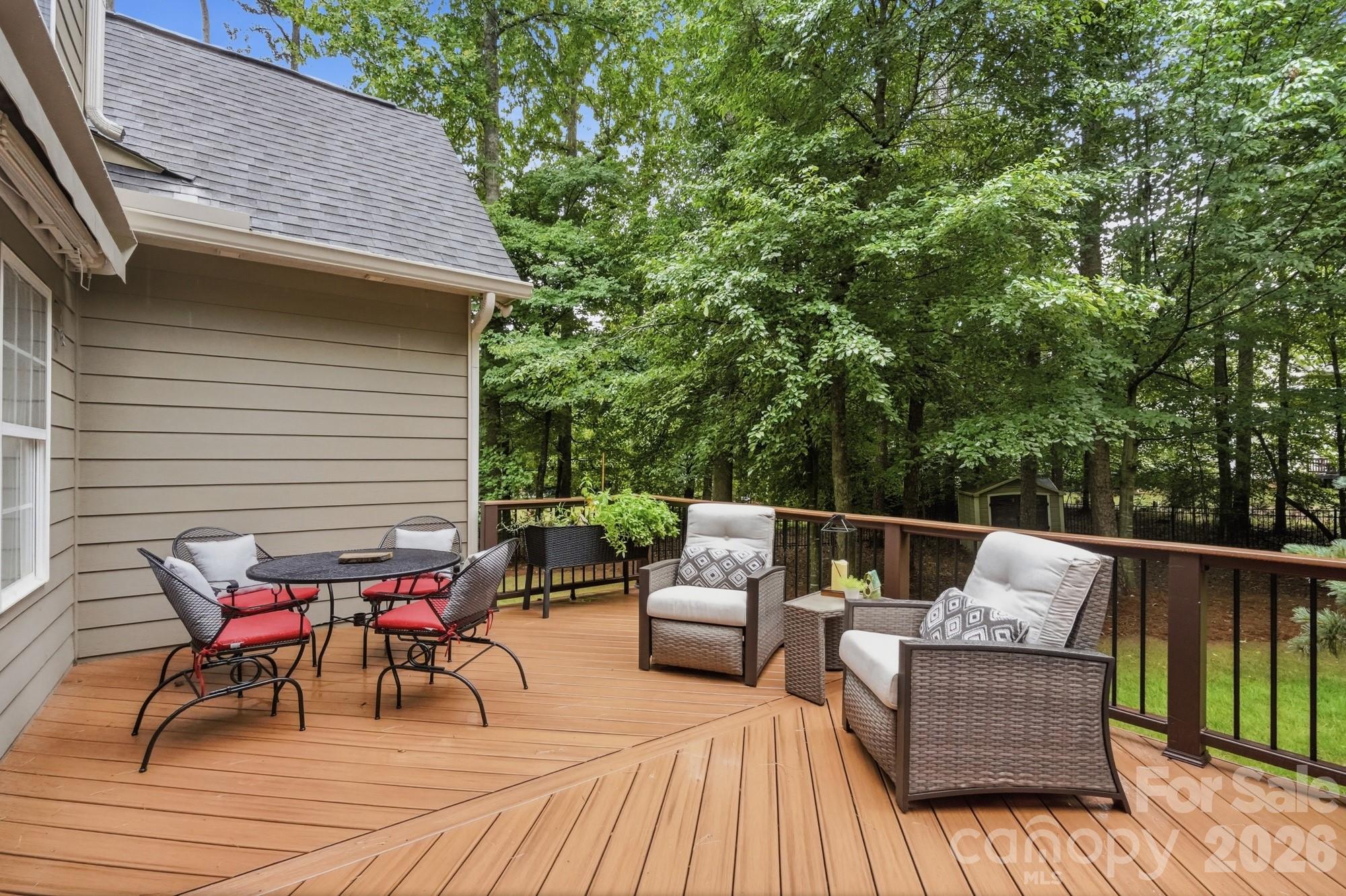 5630 Turkey Oak Drive — Charlotte
