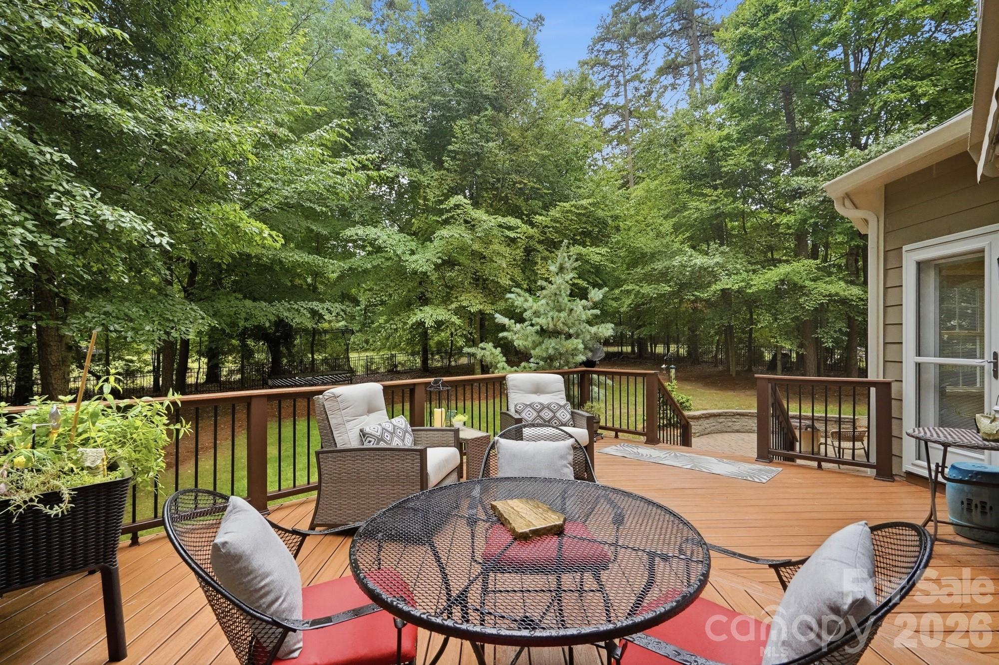 5630 Turkey Oak Drive — Charlotte