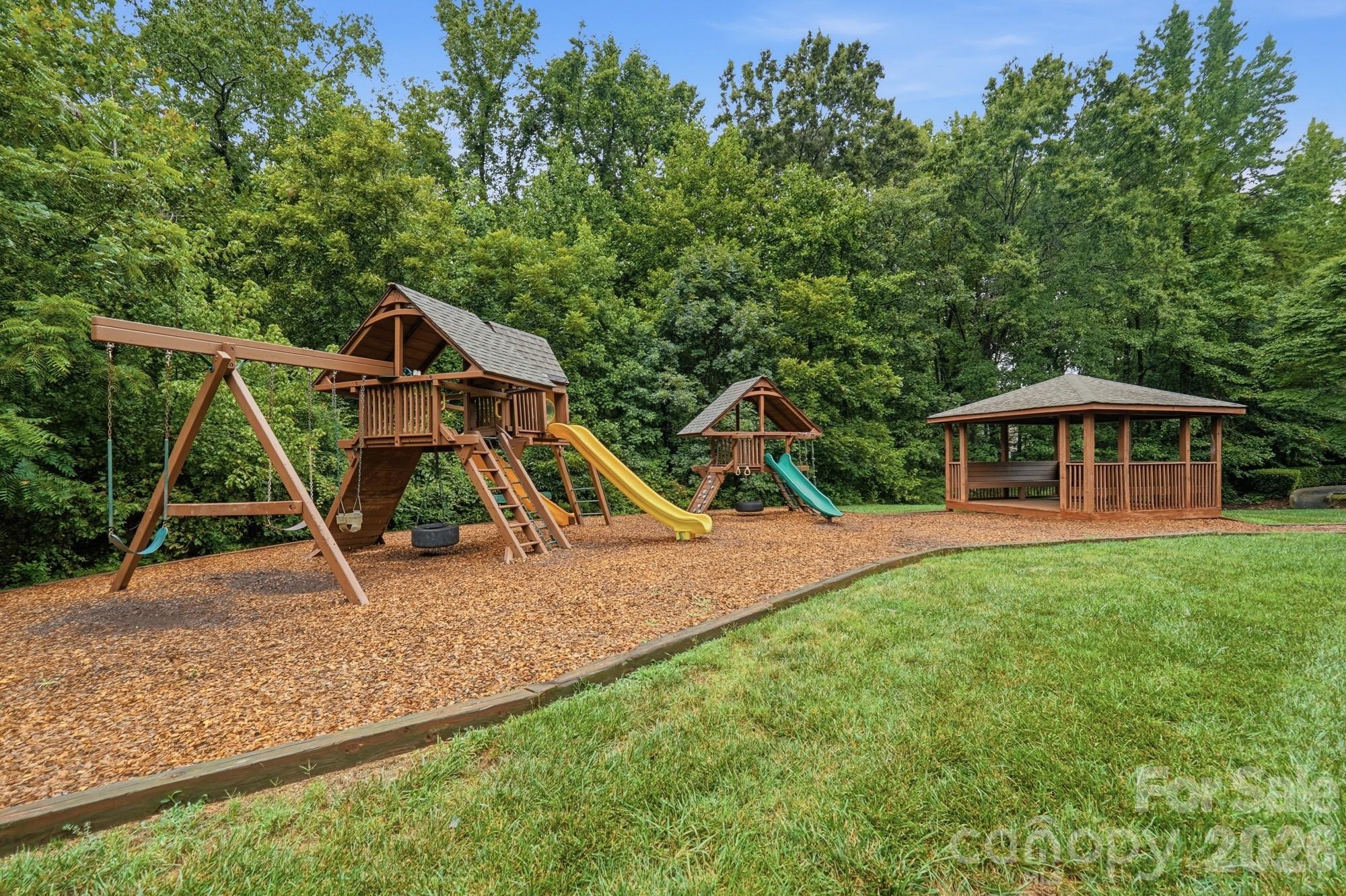 5630 Turkey Oak Drive — Charlotte