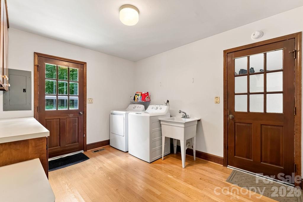3836 Singletree Road — Charlotte