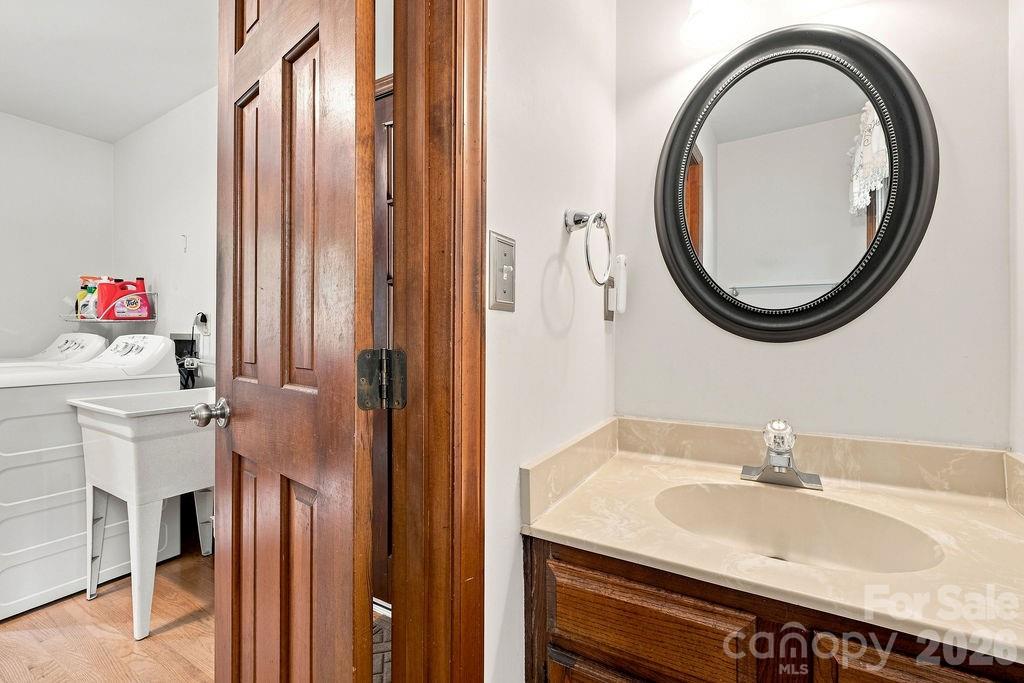 3836 Singletree Road — Charlotte