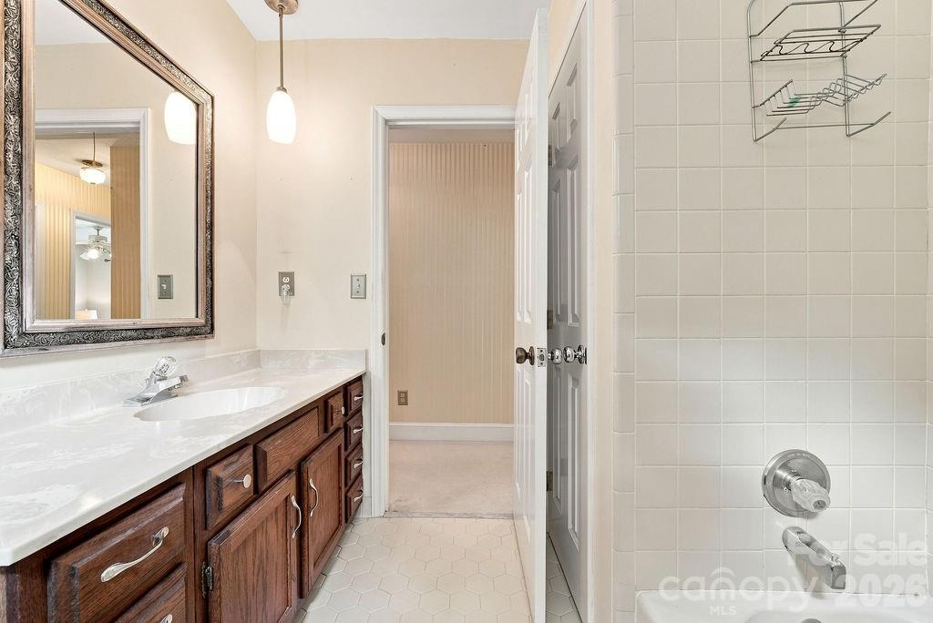 3836 Singletree Road — Charlotte