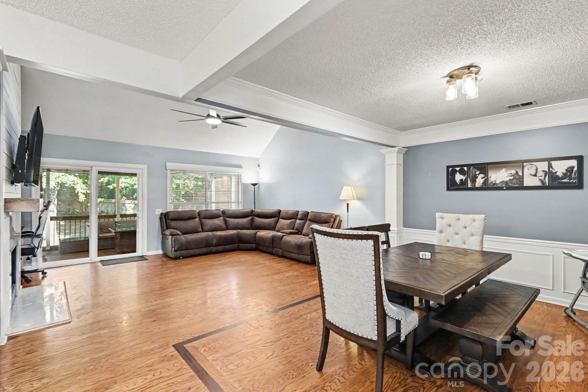 5912 Downfield Wood Drive — Charlotte