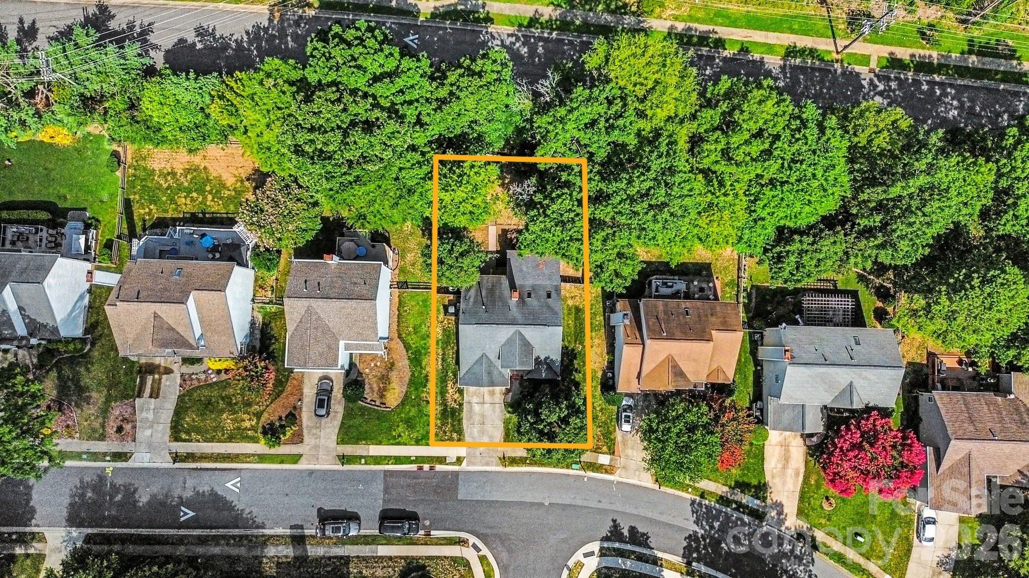 5912 Downfield Wood Drive — Charlotte