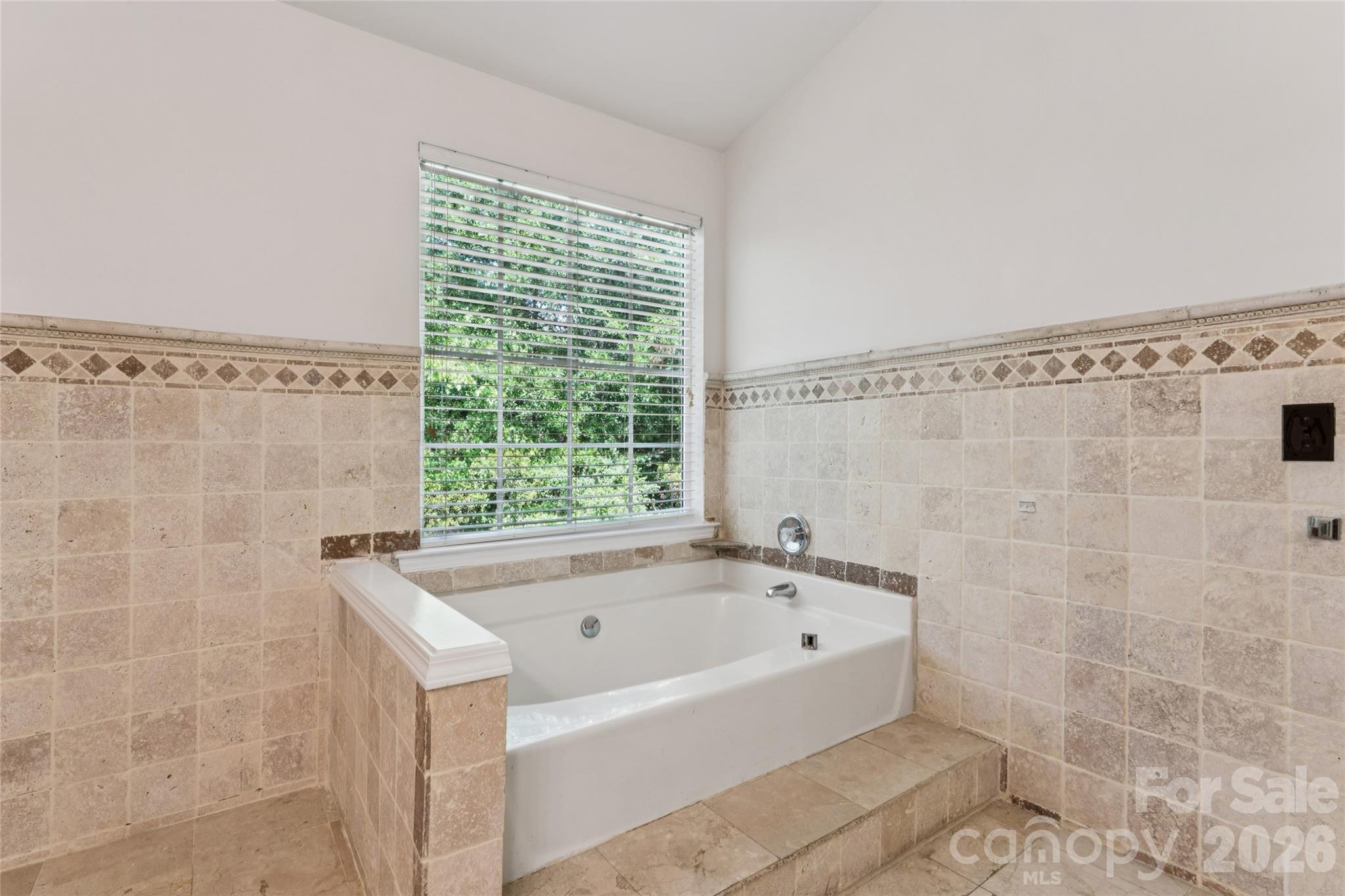 15114 Edindale Drive — Charlotte