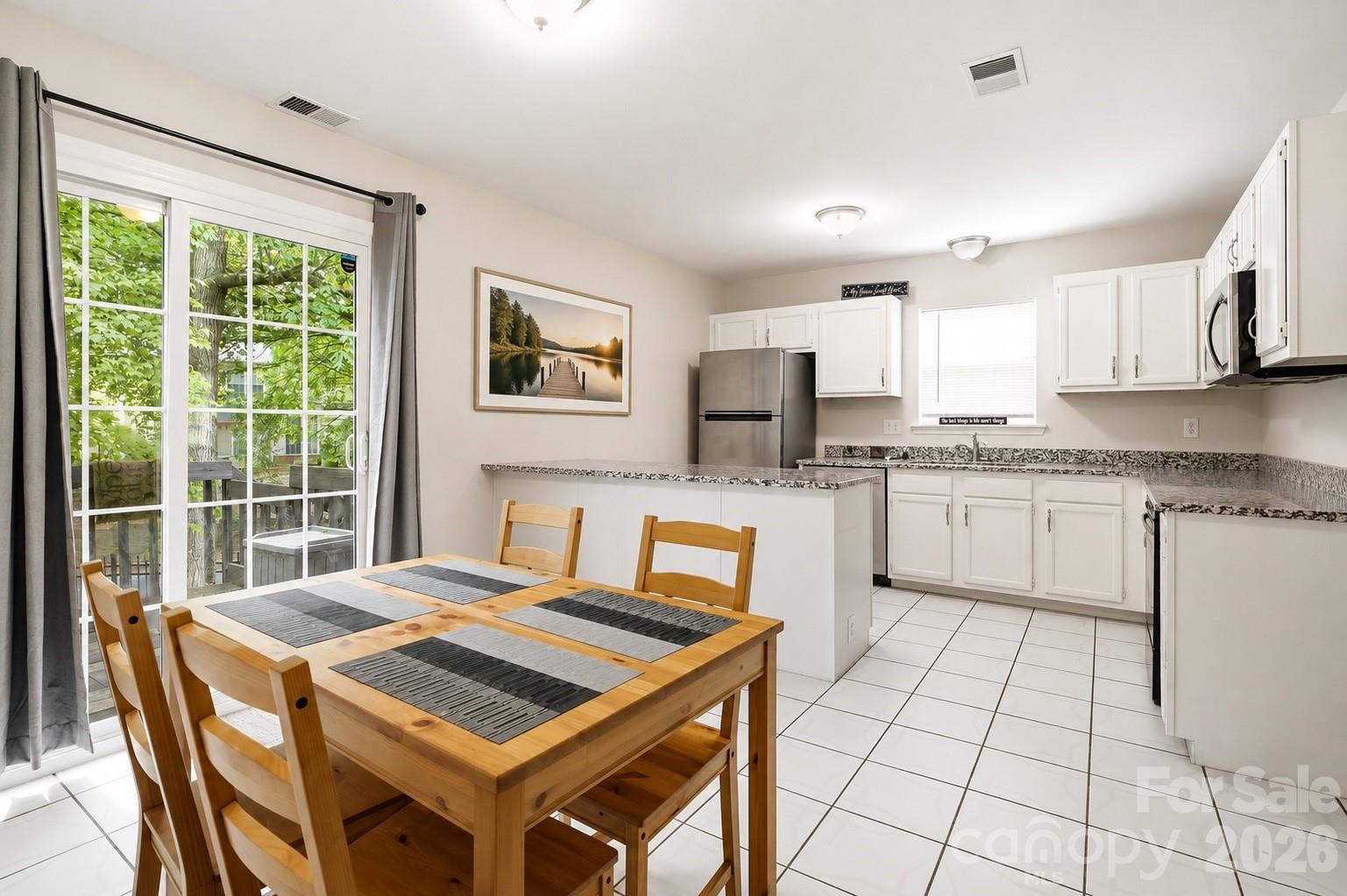 6355 Windsor Gate Lane — Charlotte