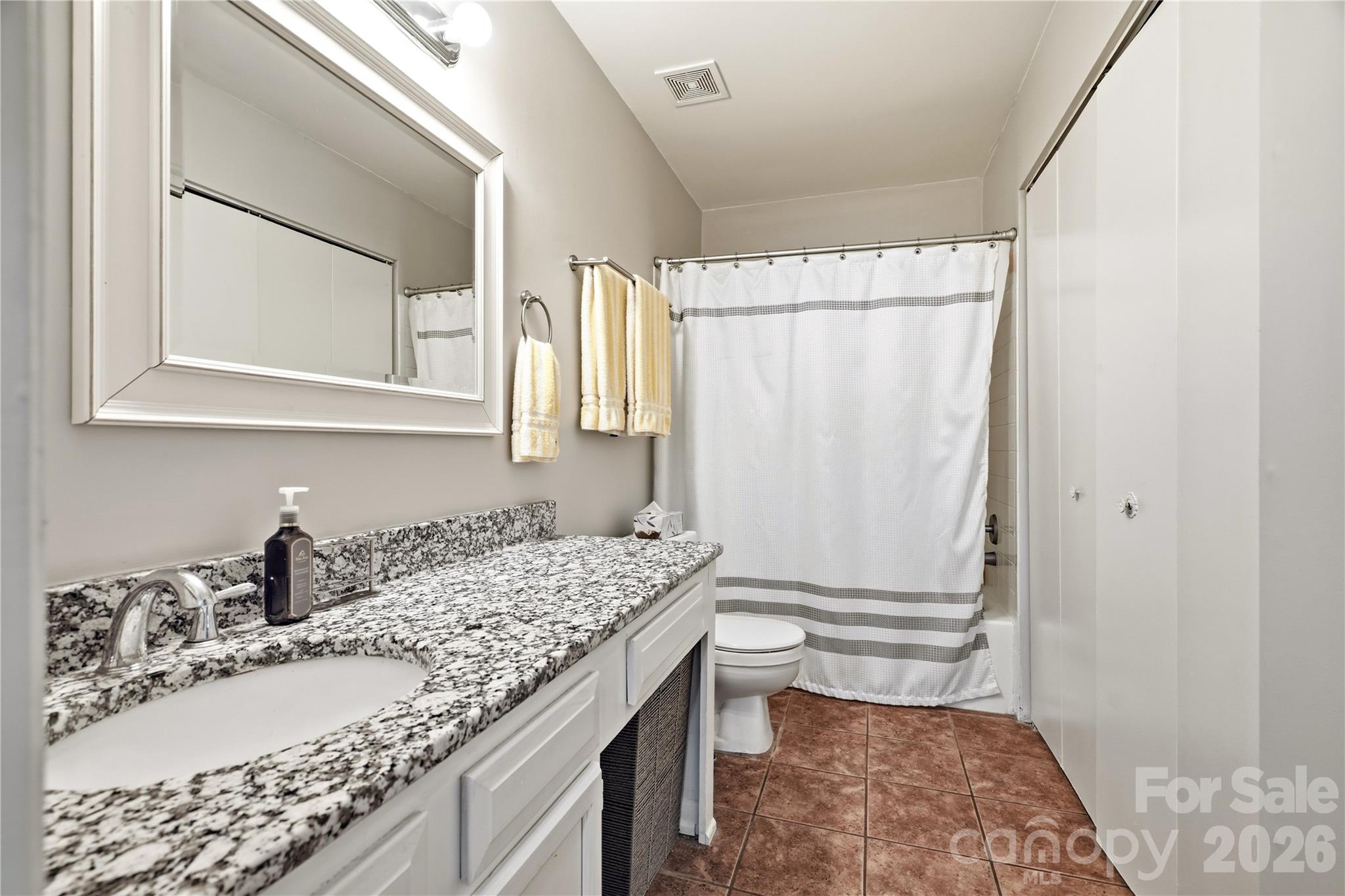 6355 Windsor Gate Lane — Charlotte
