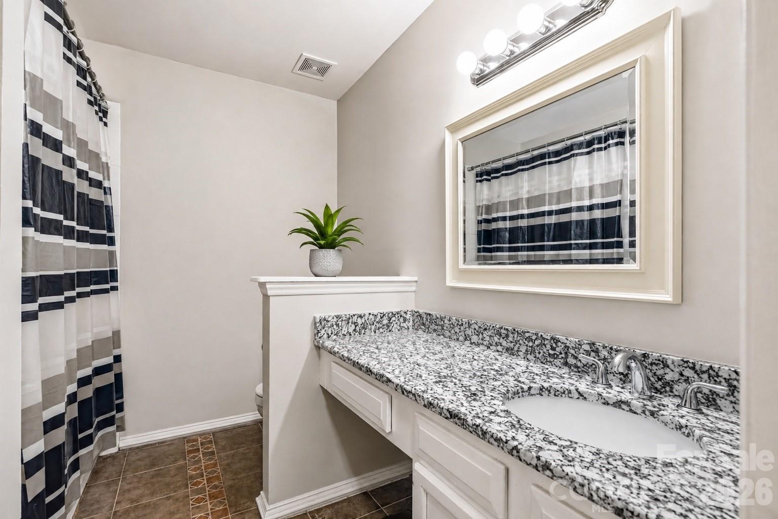 6355 Windsor Gate Lane — Charlotte