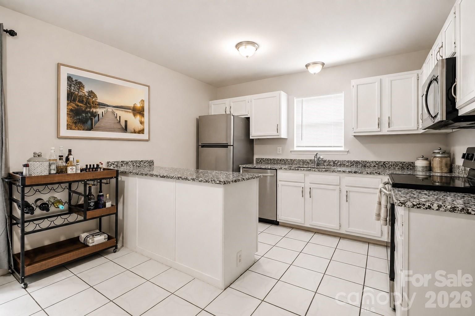 6355 Windsor Gate Lane — Charlotte