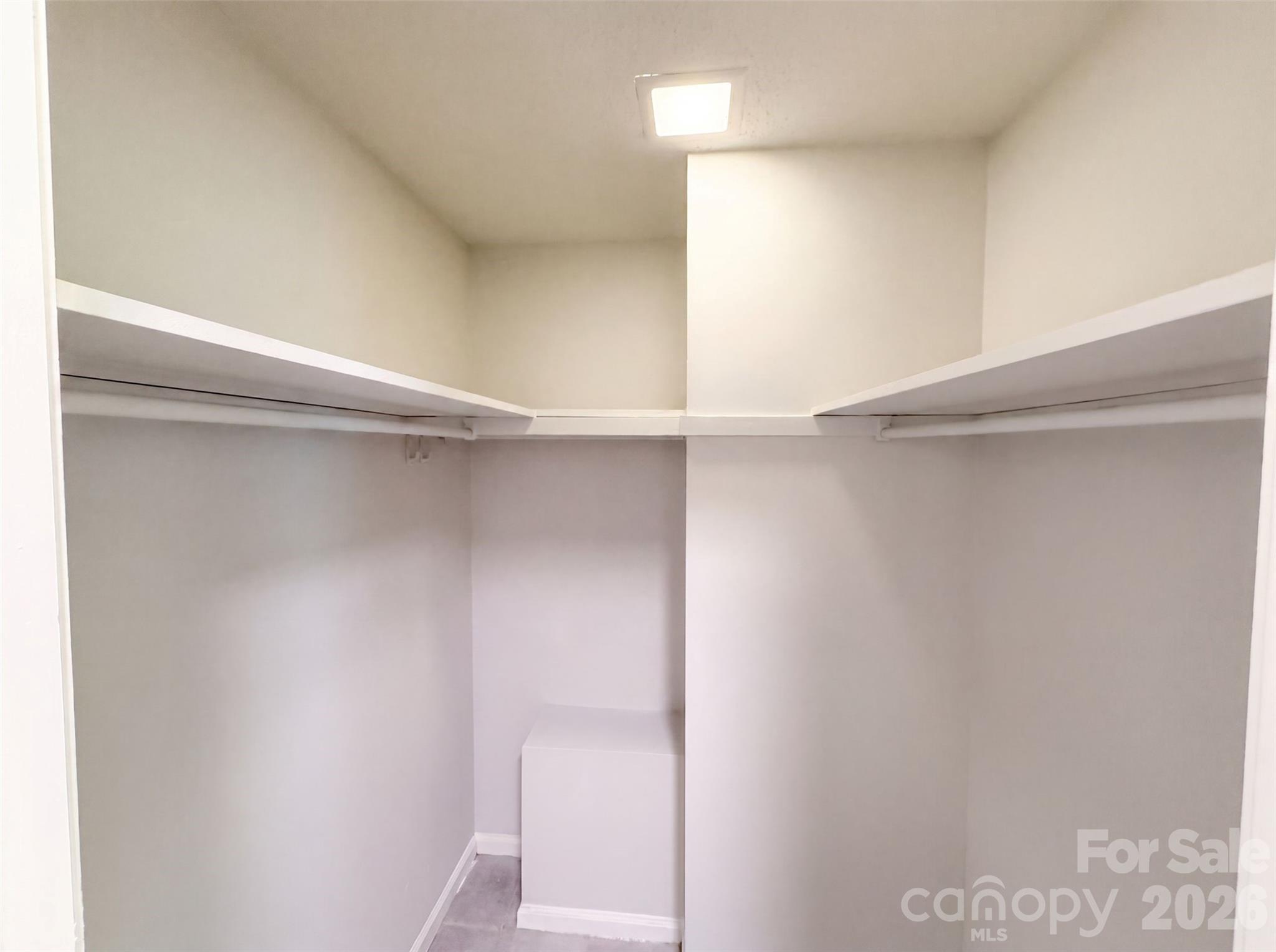 642 Lancer Court NW — Concord