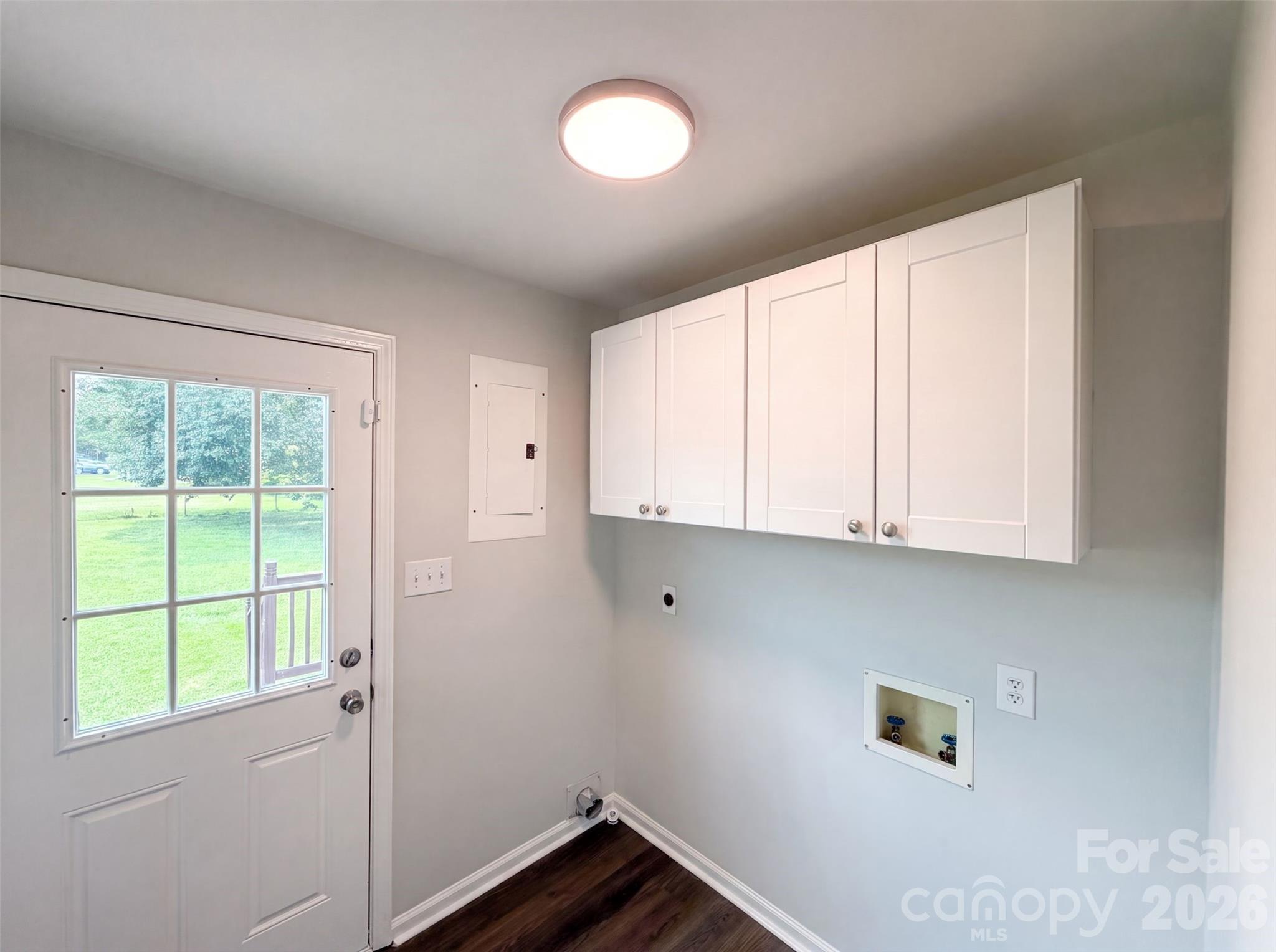 642 Lancer Court NW — Concord