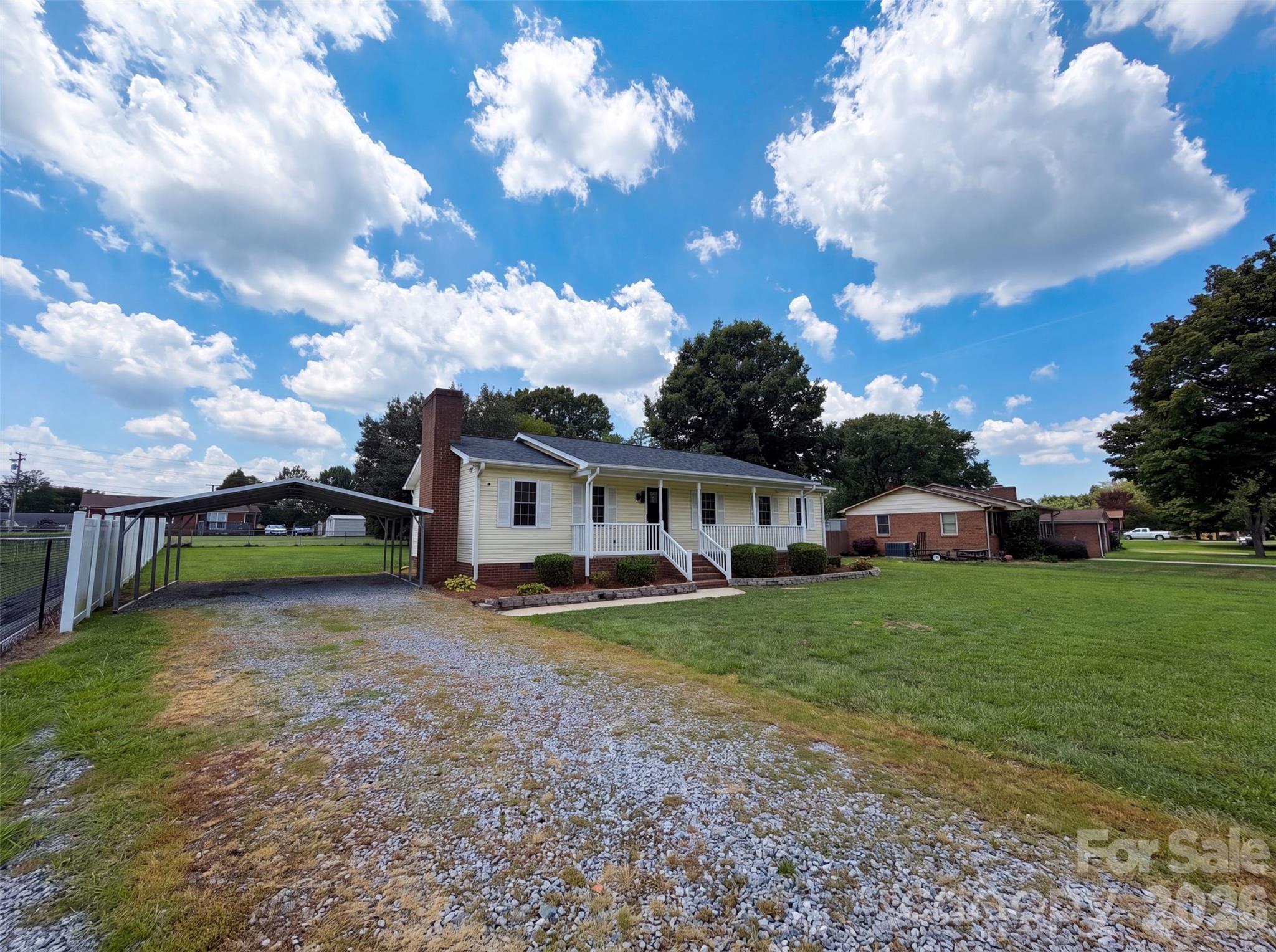 642 Lancer Court NW — Concord