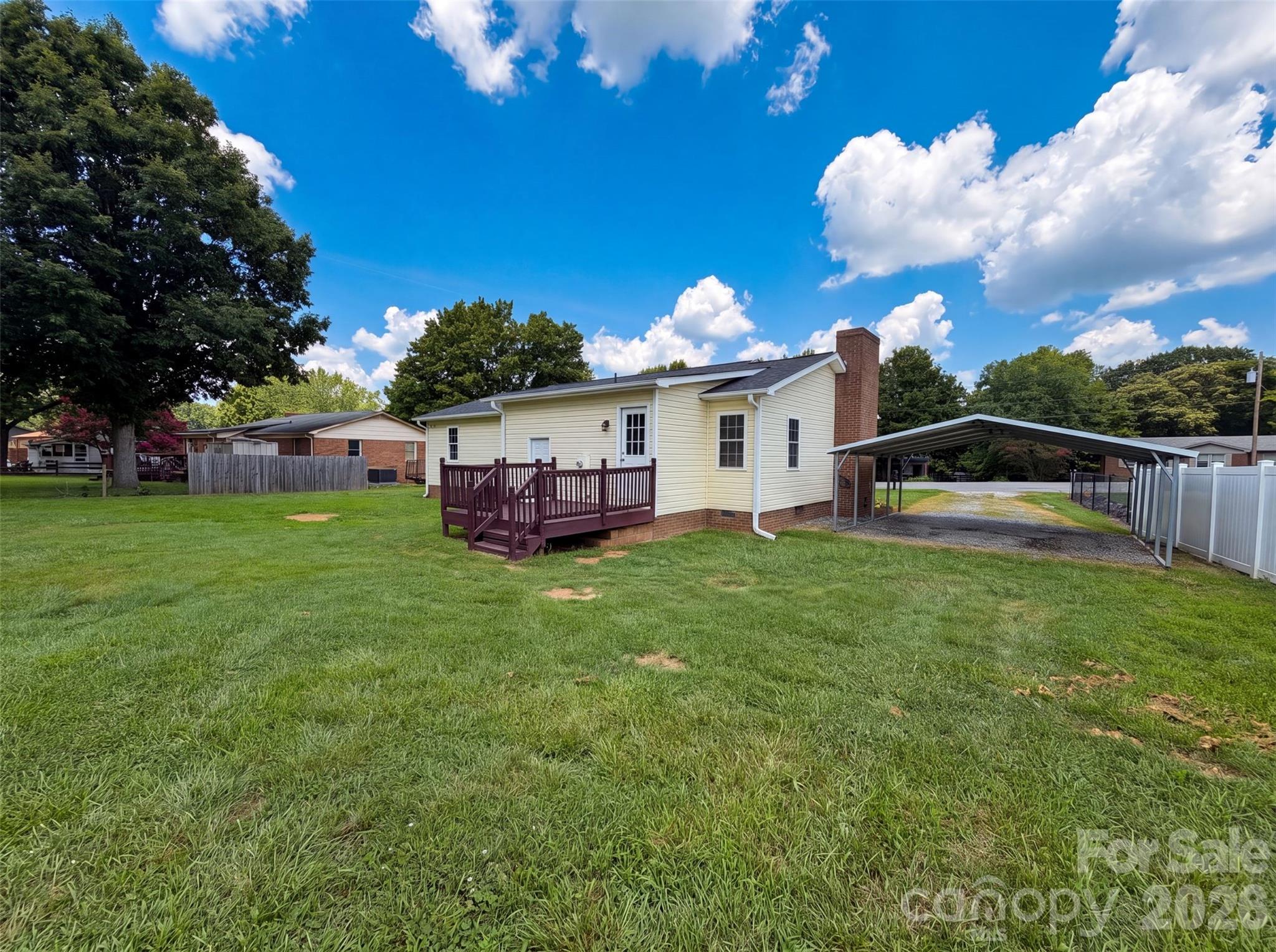 642 Lancer Court NW — Concord