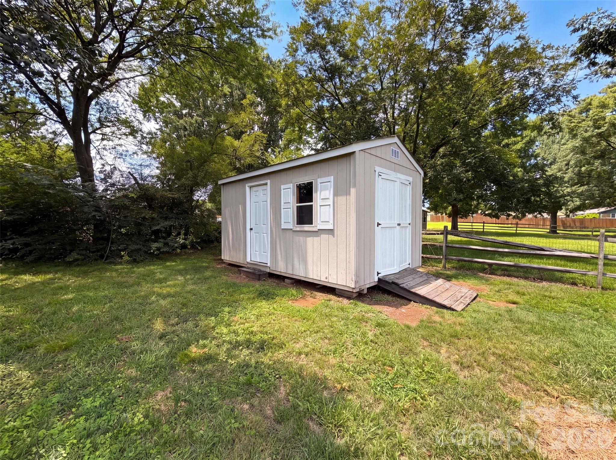 642 Lancer Court NW — Concord