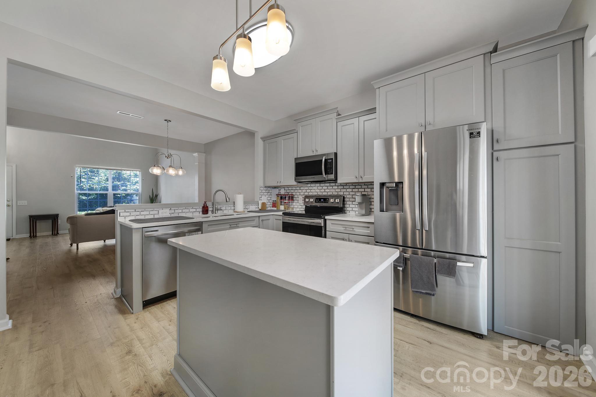 11719 Woodmere Trace Drive — Charlotte