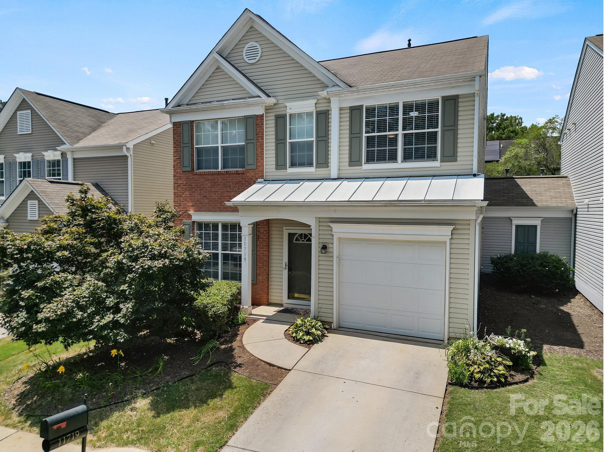 11719 Woodmere Trace Drive — Charlotte