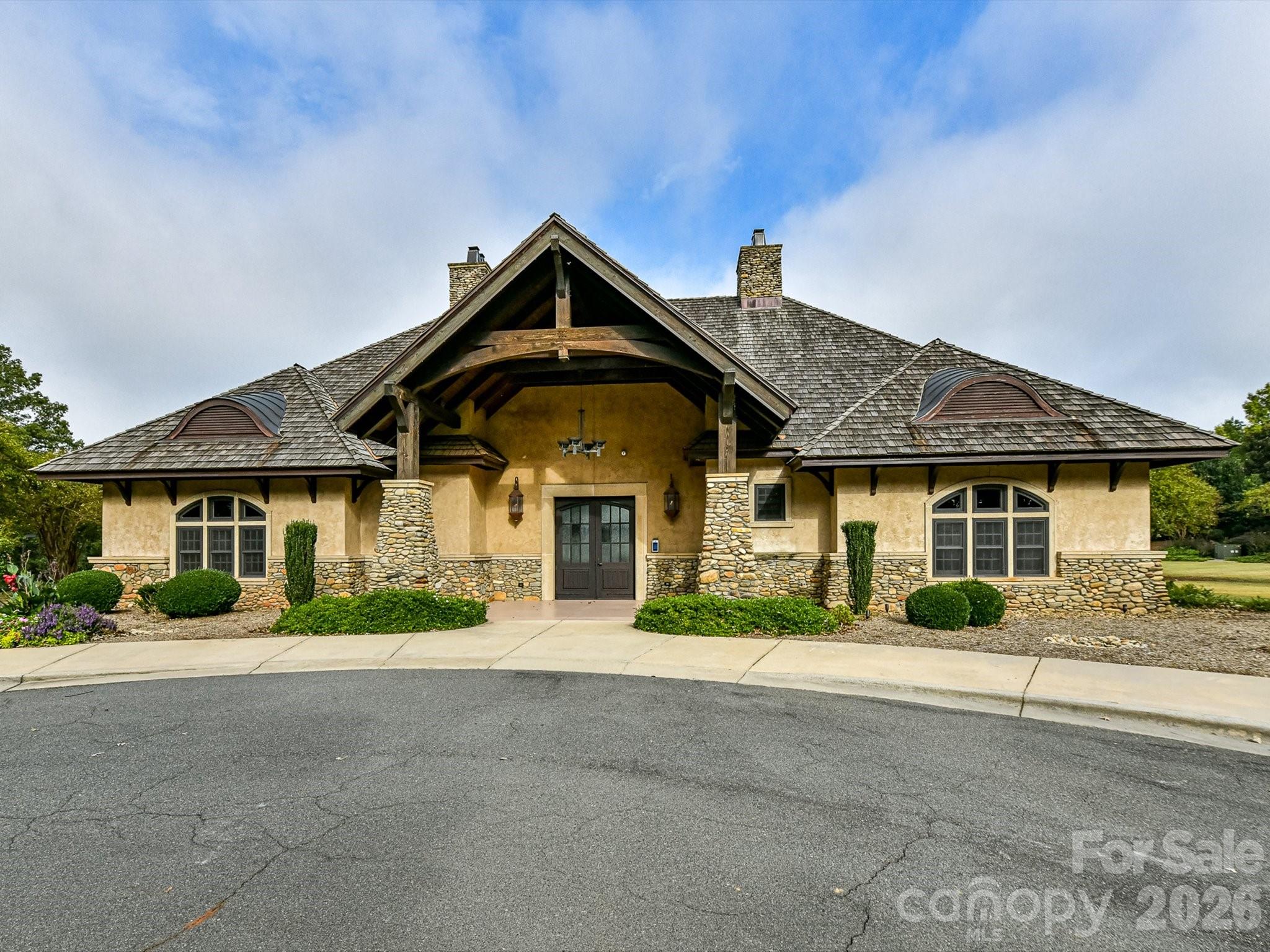 8119 Skyecroft Commons Drive — Waxhaw