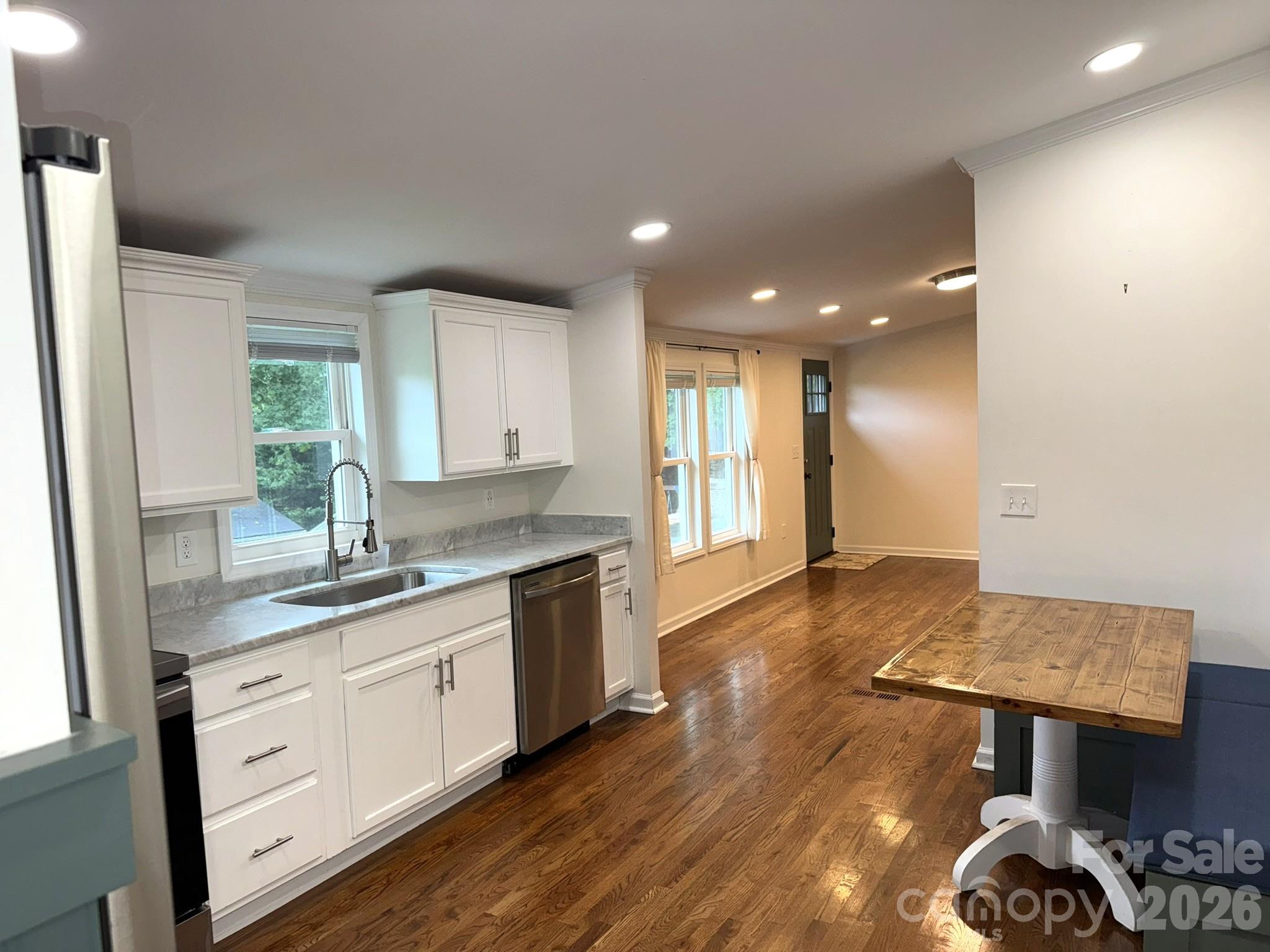 213 Sandy Creek Court — Hendersonville