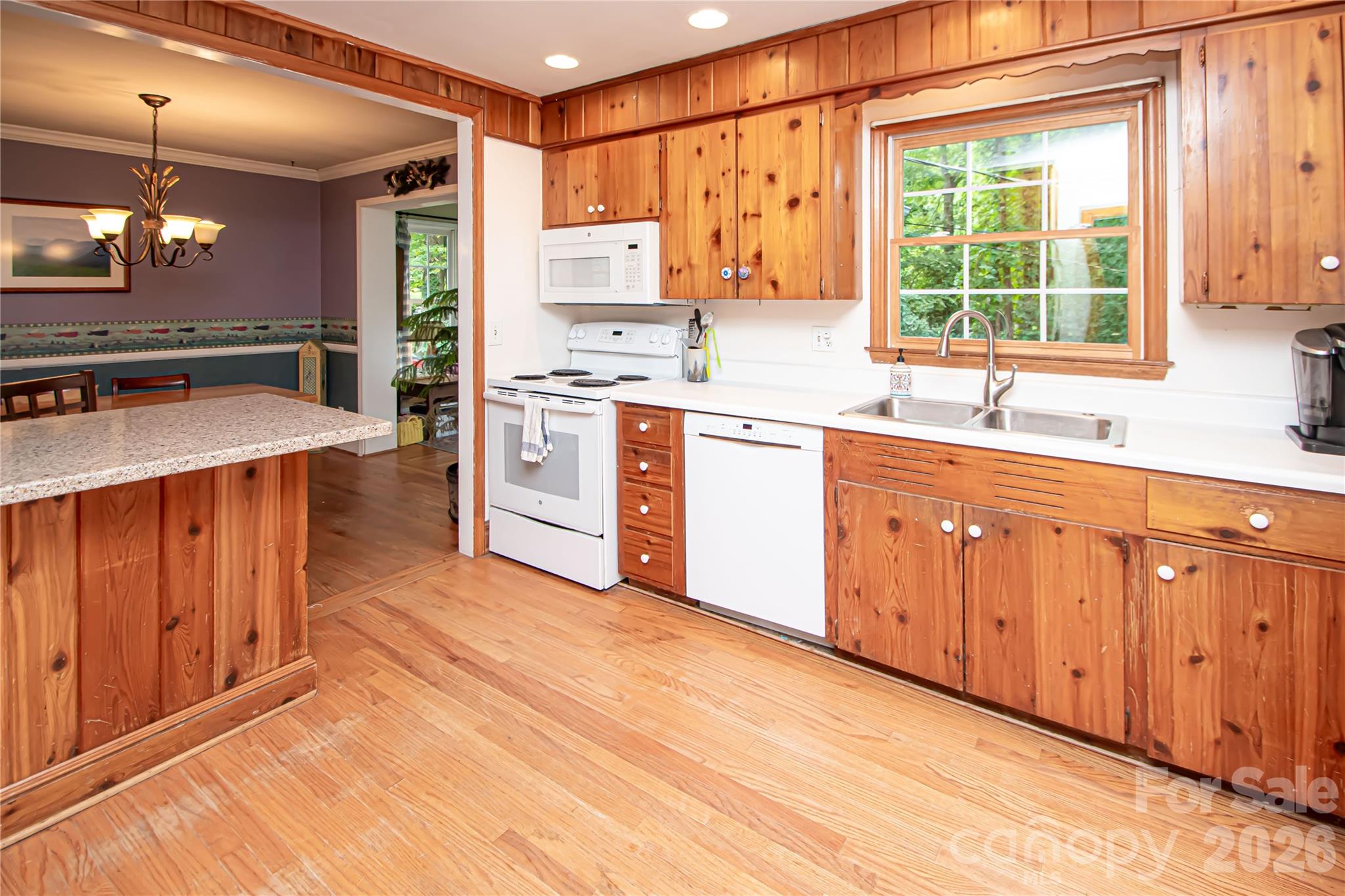 6836 Ronda Avenue — Charlotte