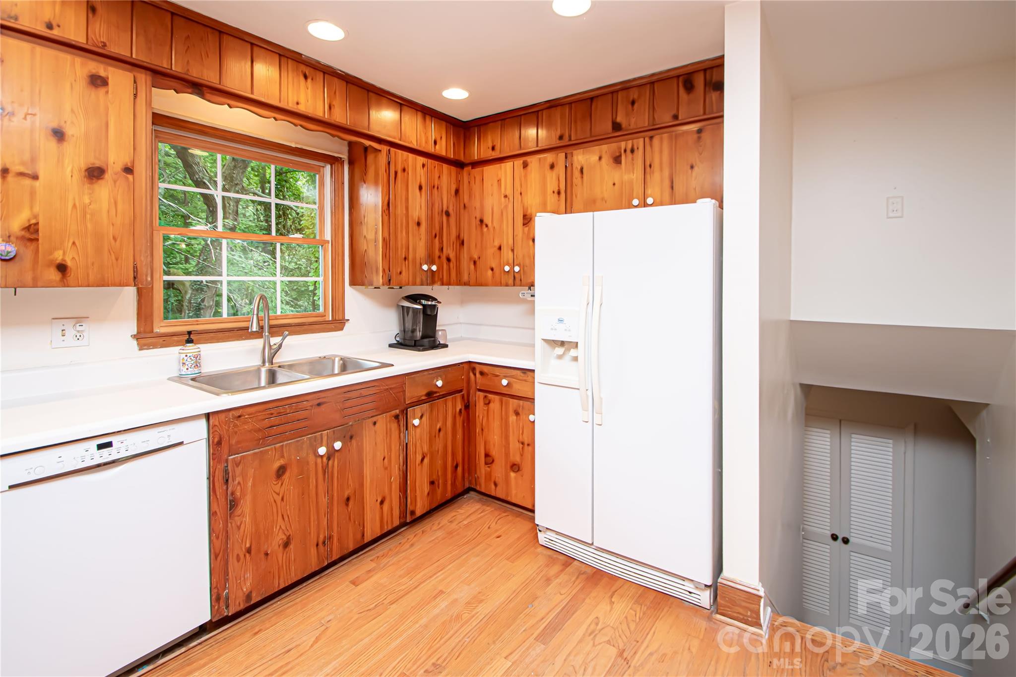 6836 Ronda Avenue — Charlotte