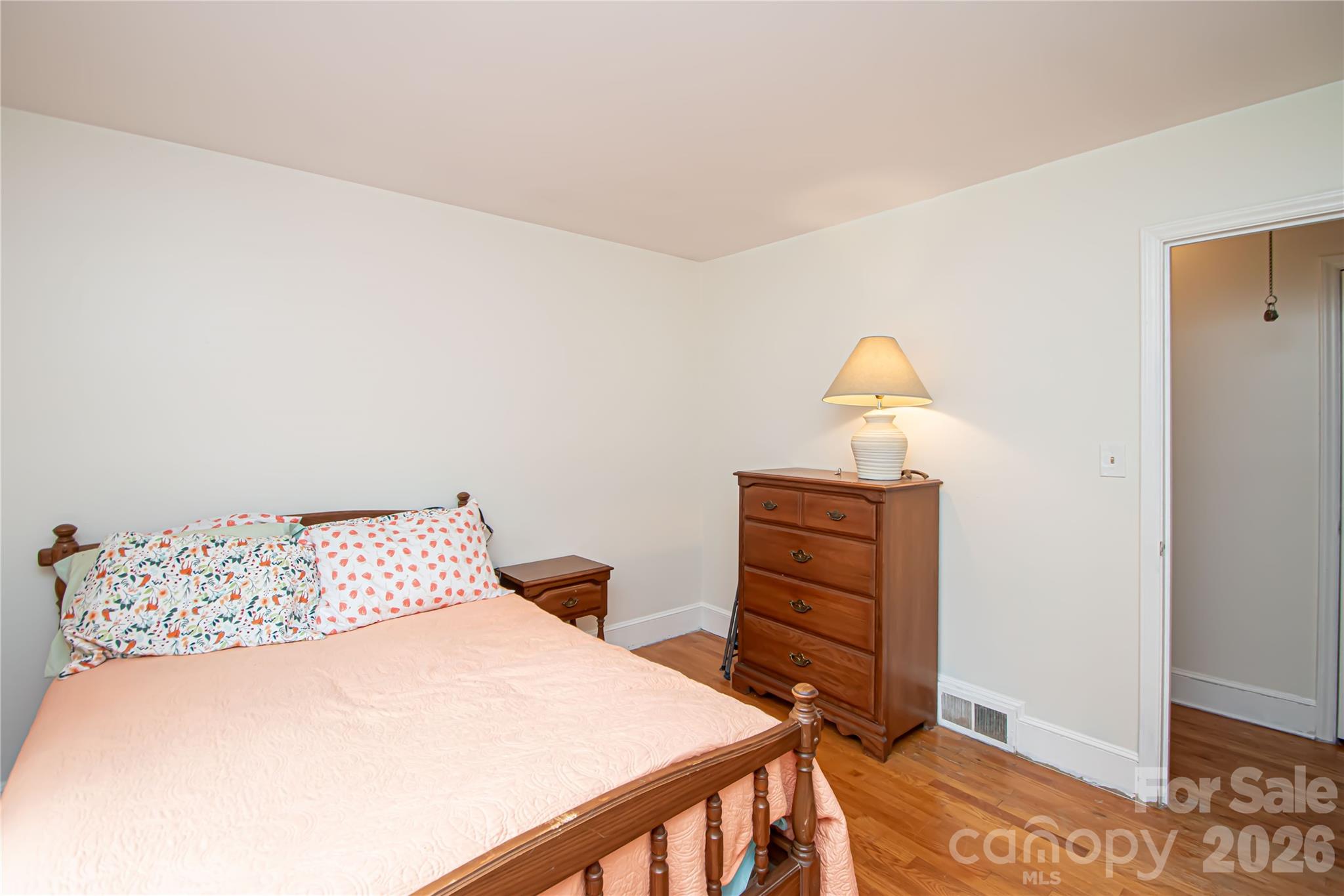 6836 Ronda Avenue — Charlotte
