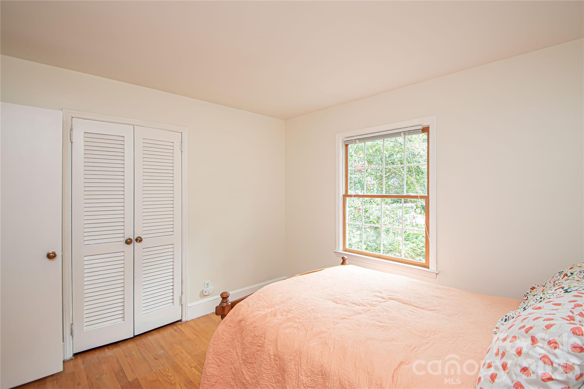 6836 Ronda Avenue — Charlotte