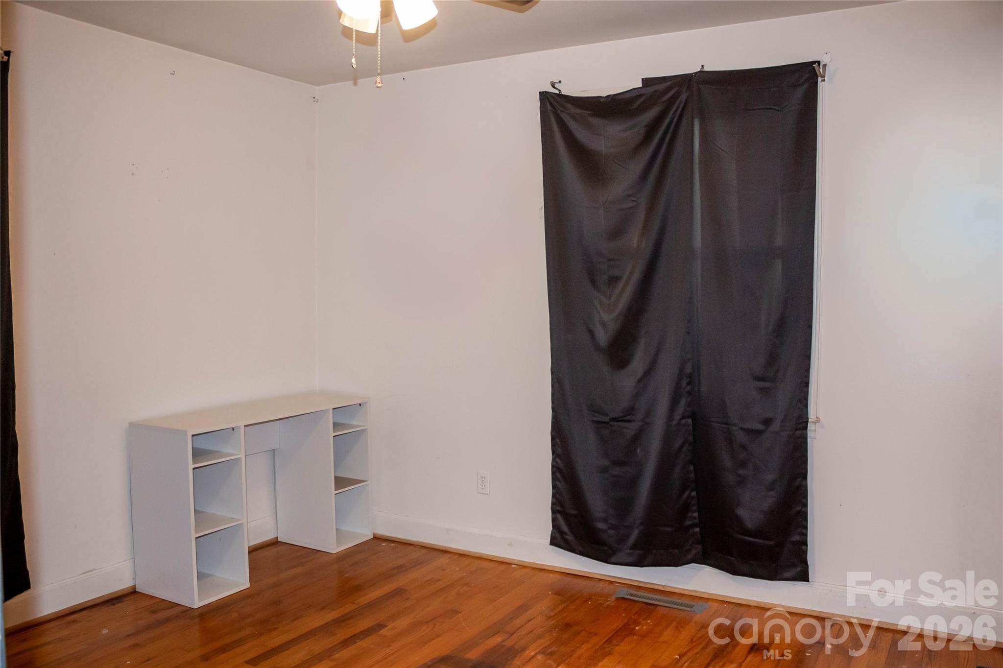3413 1st Avenue Circle NW — Hickory