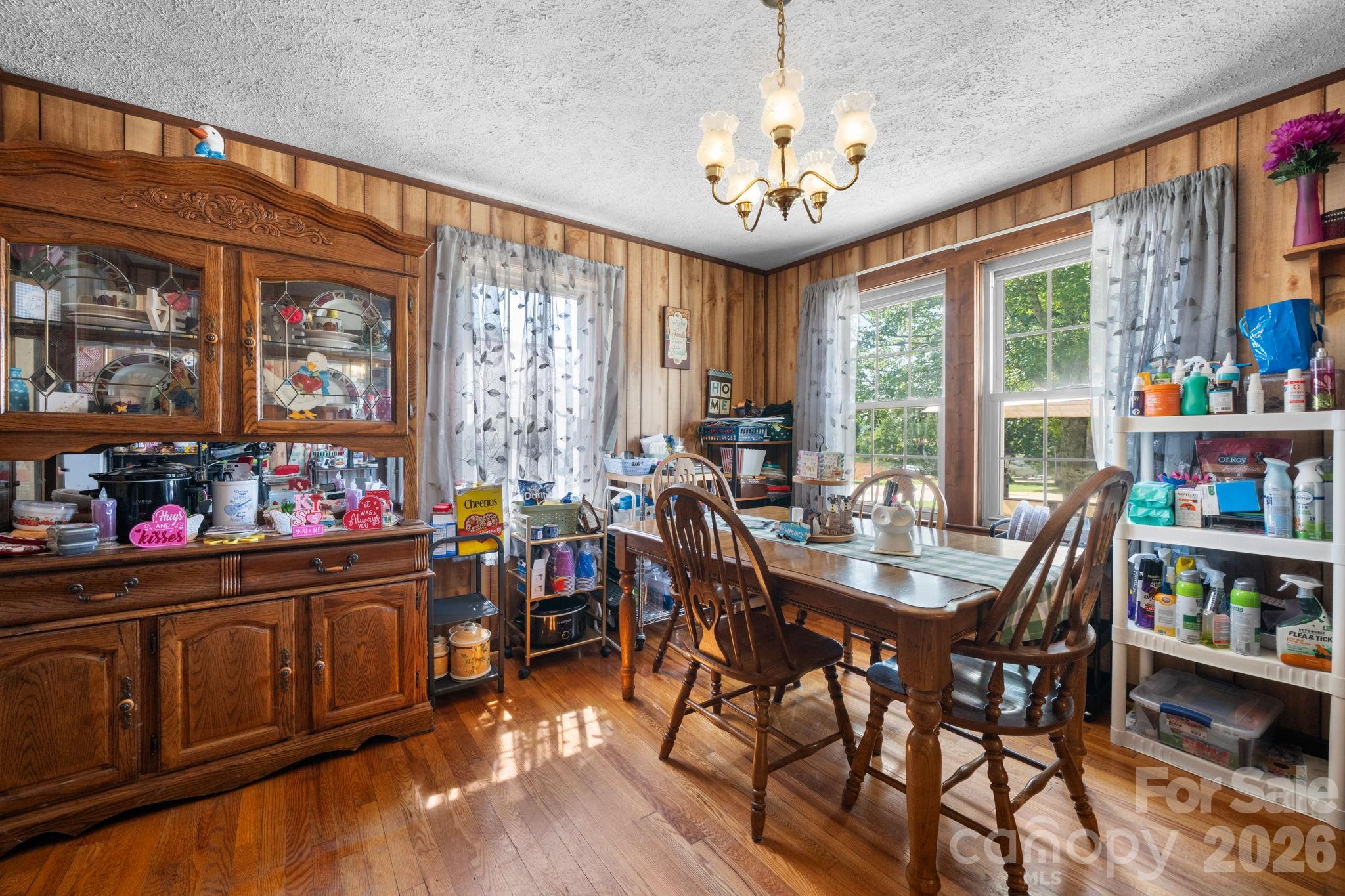 2504 Brentwood Circle — Lenoir