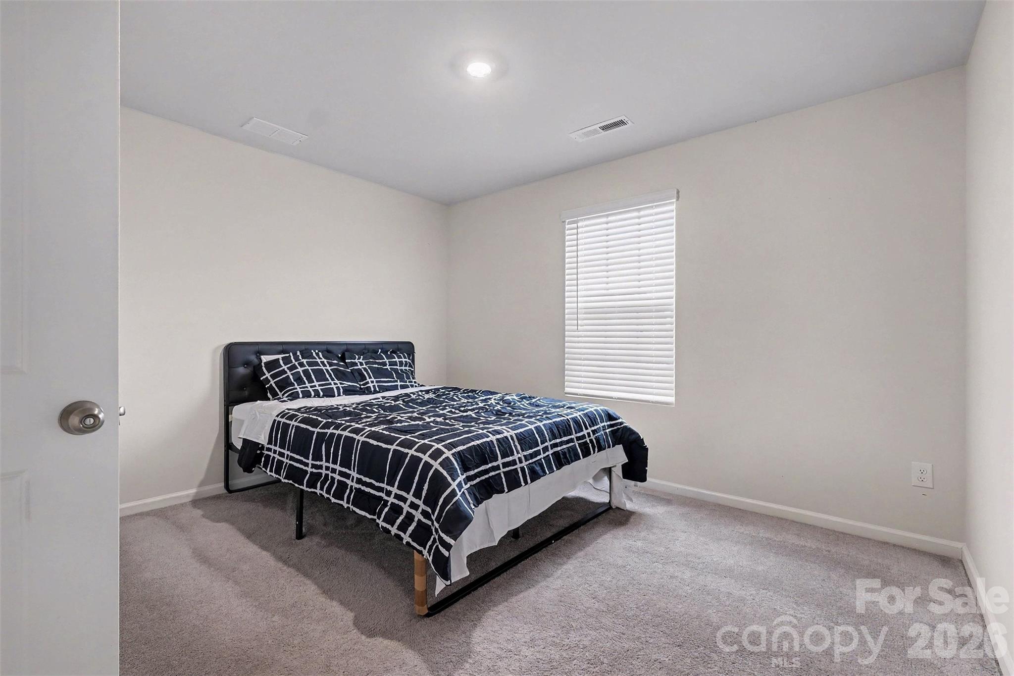 152 Hanging Rock Trail — Statesville
