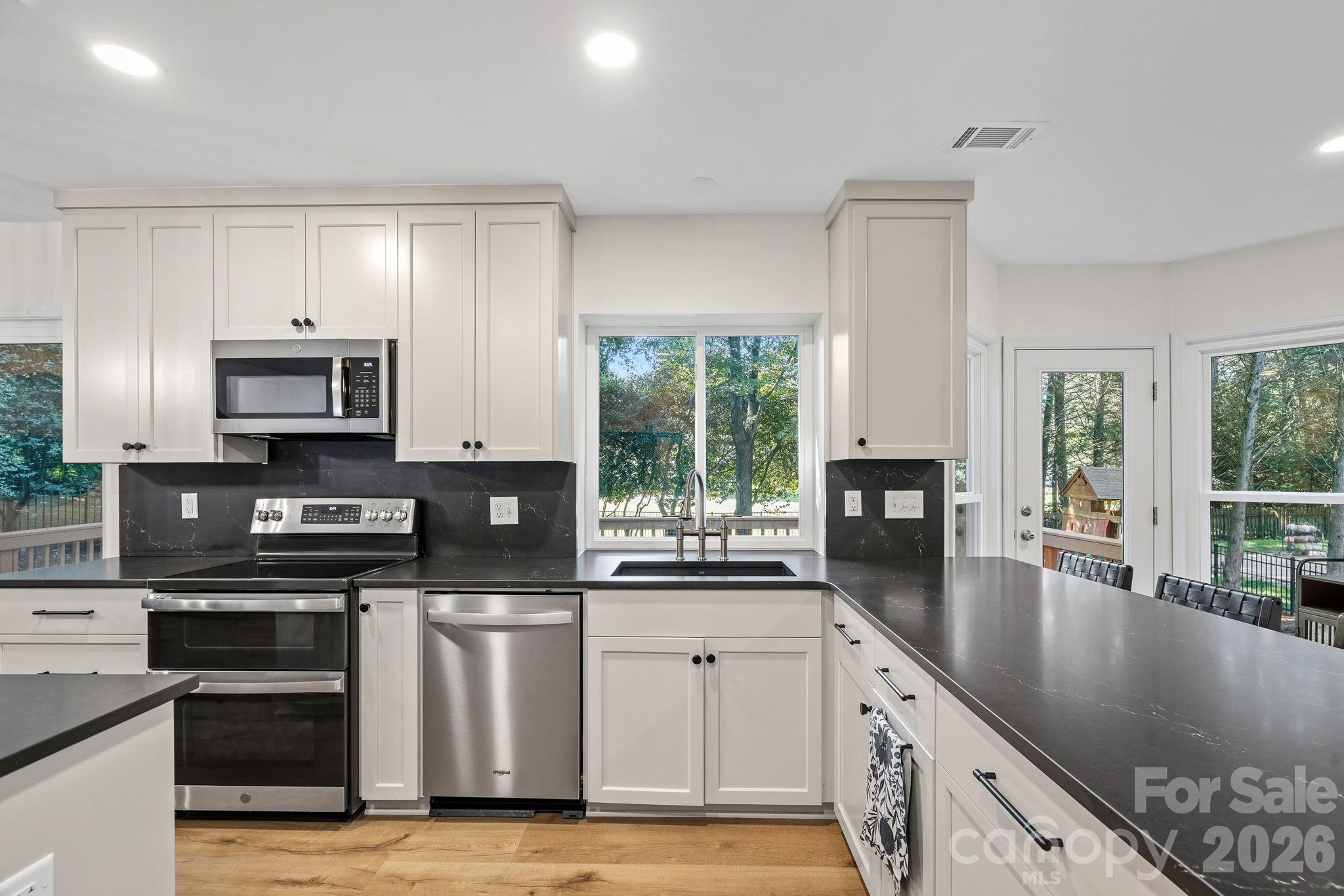 12727 Hollyhock Lane — Huntersville