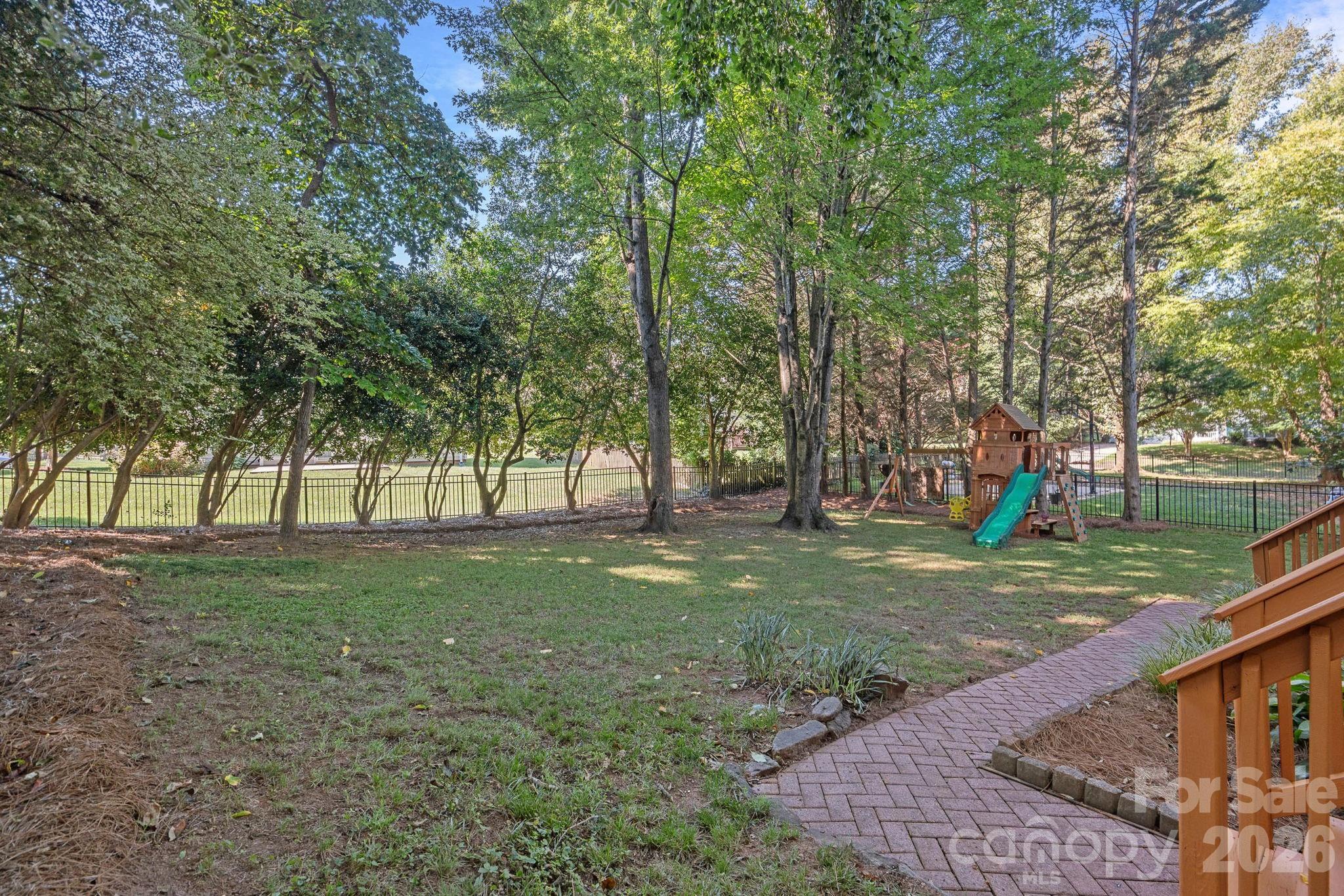 12727 Hollyhock Lane — Huntersville