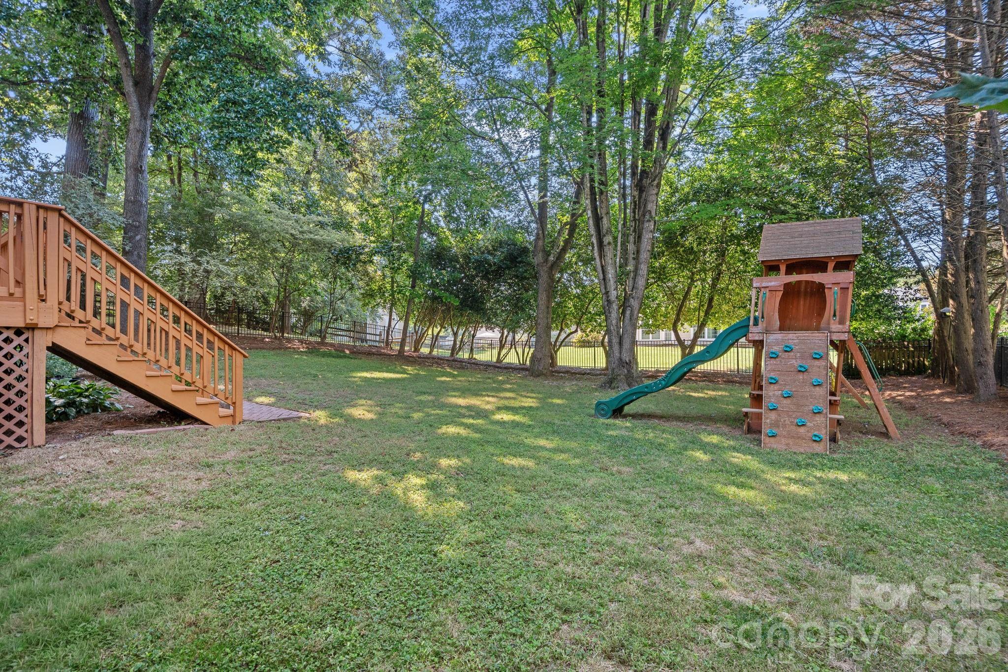12727 Hollyhock Lane — Huntersville