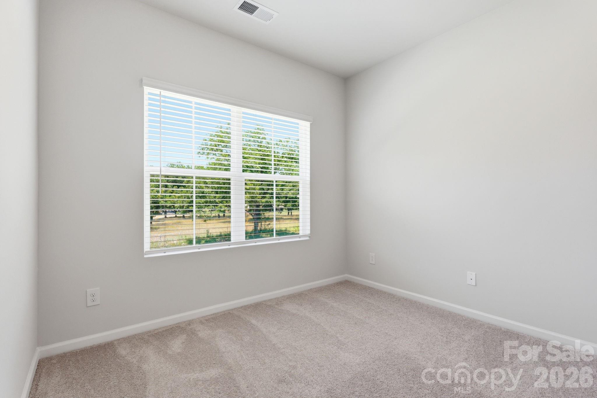 4618 Lakeview Road — Charlotte