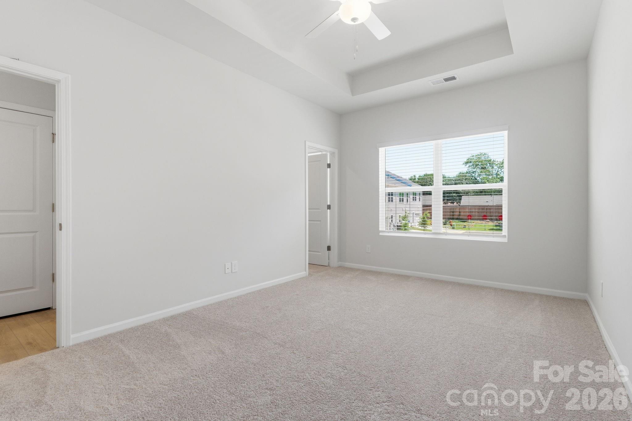 4618 Lakeview Road — Charlotte