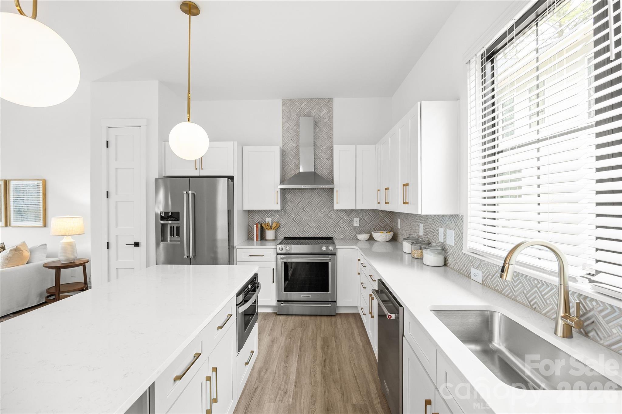 4039 S Tryon Street — Charlotte