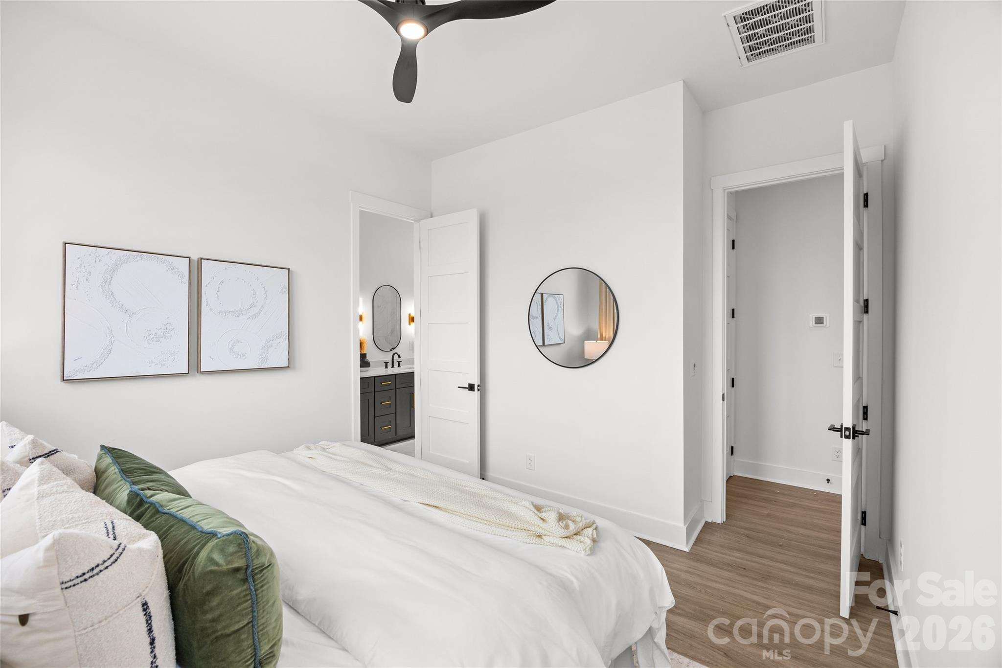 4039 S Tryon Street — Charlotte