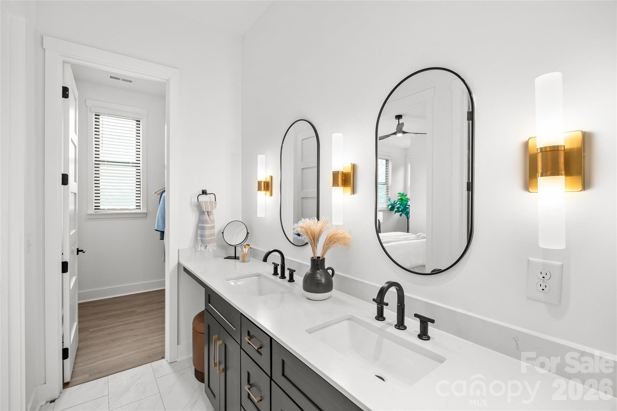 4039 S Tryon Street — Charlotte