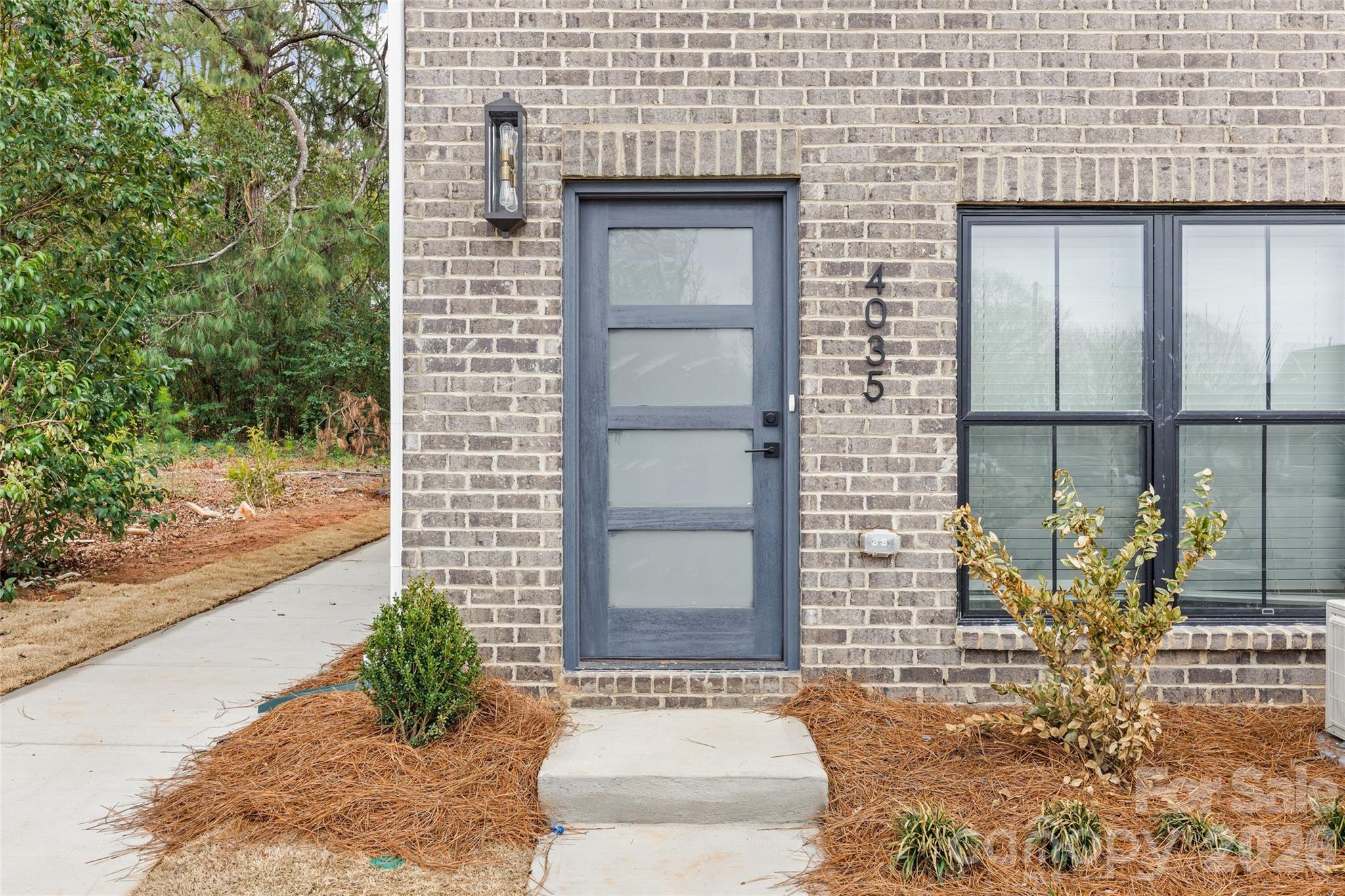 4039 S Tryon Street — Charlotte