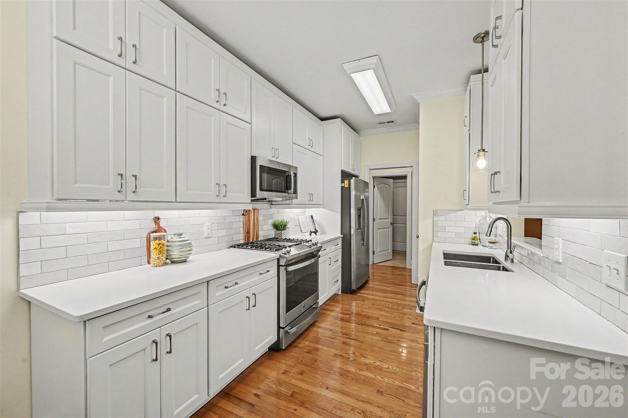 1109 Moray Court — Charlotte