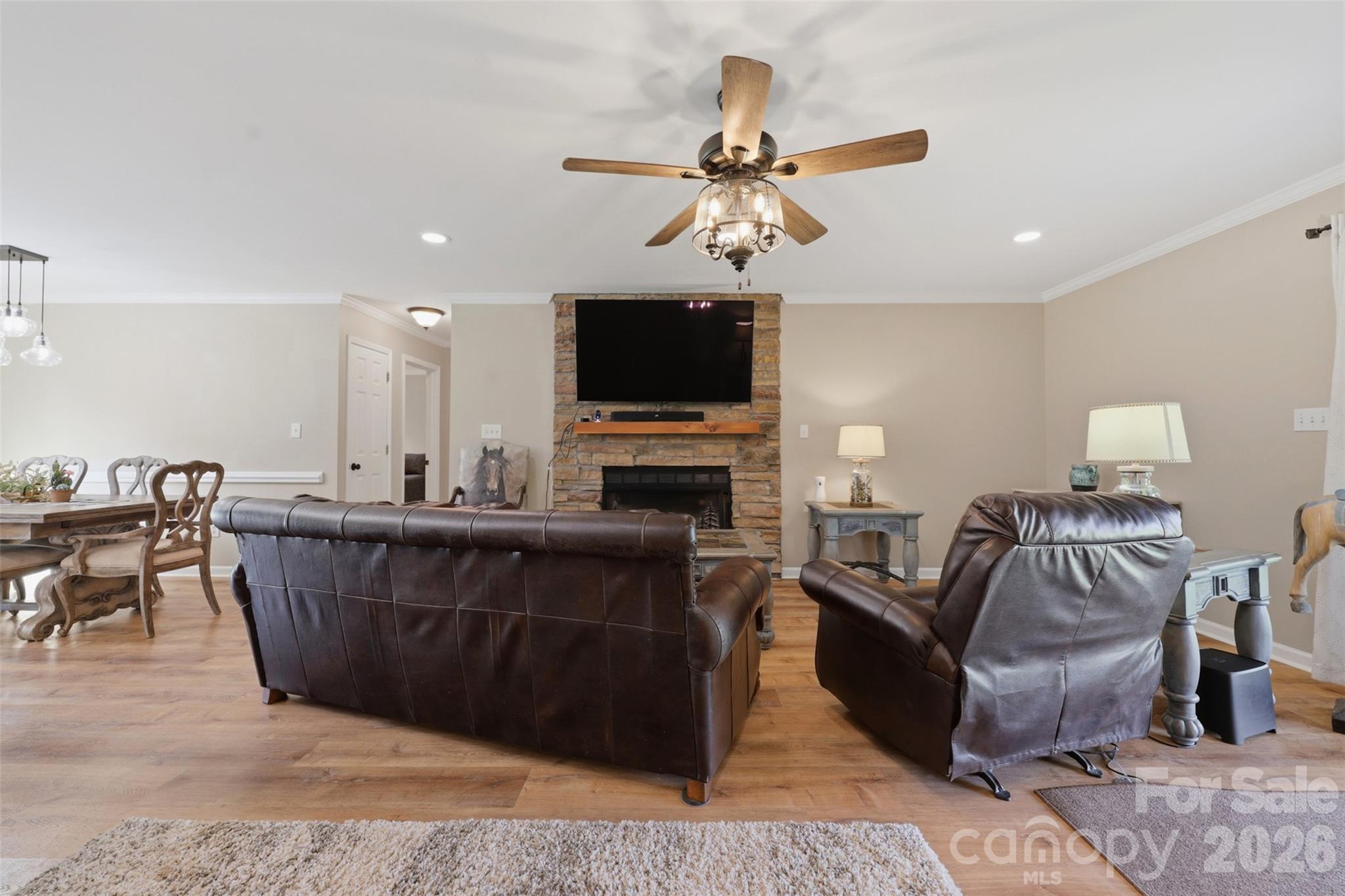 40 Candlewick Cove Drive — Taylorsville