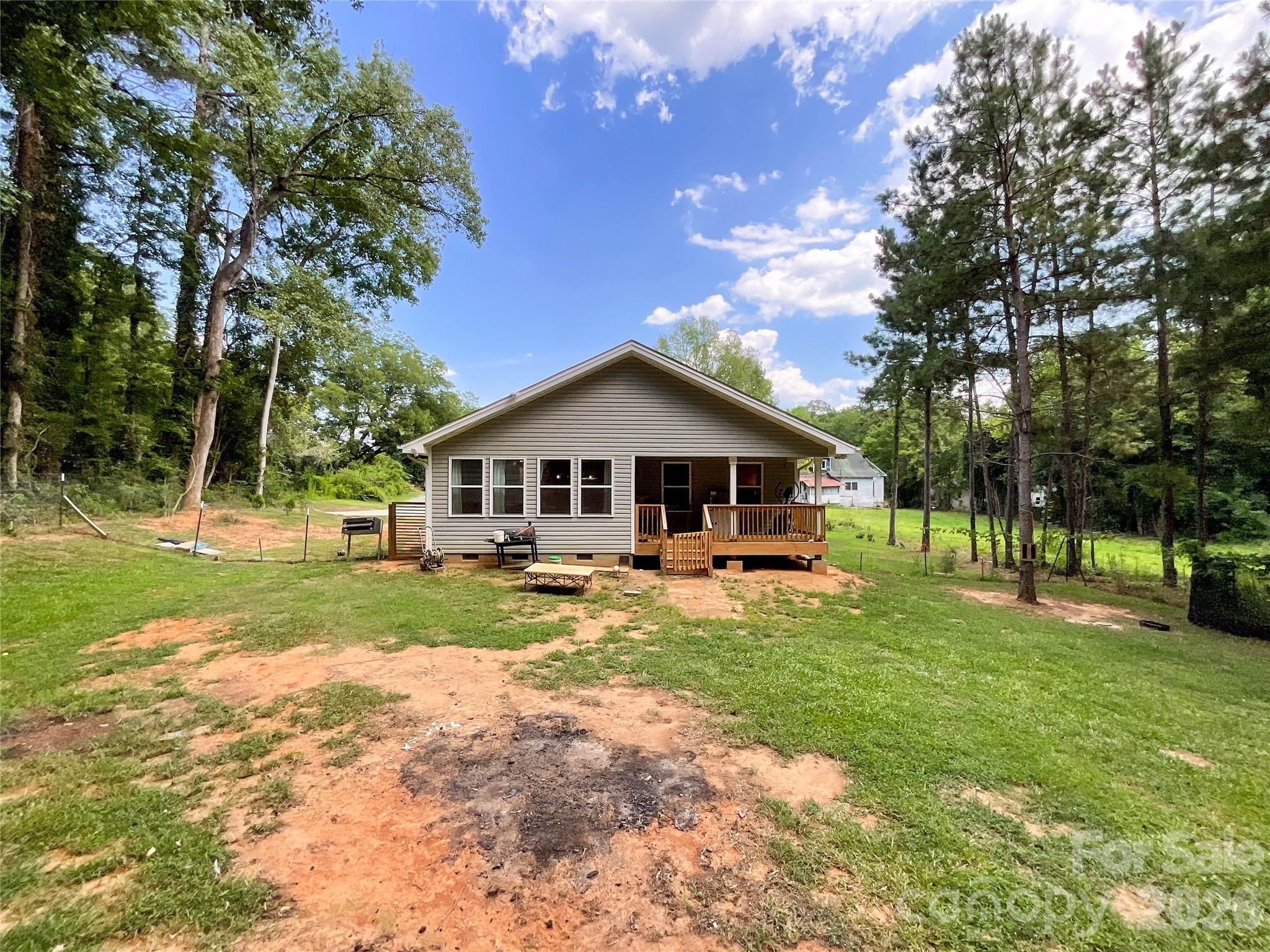 404 White Store Road — Wadesboro