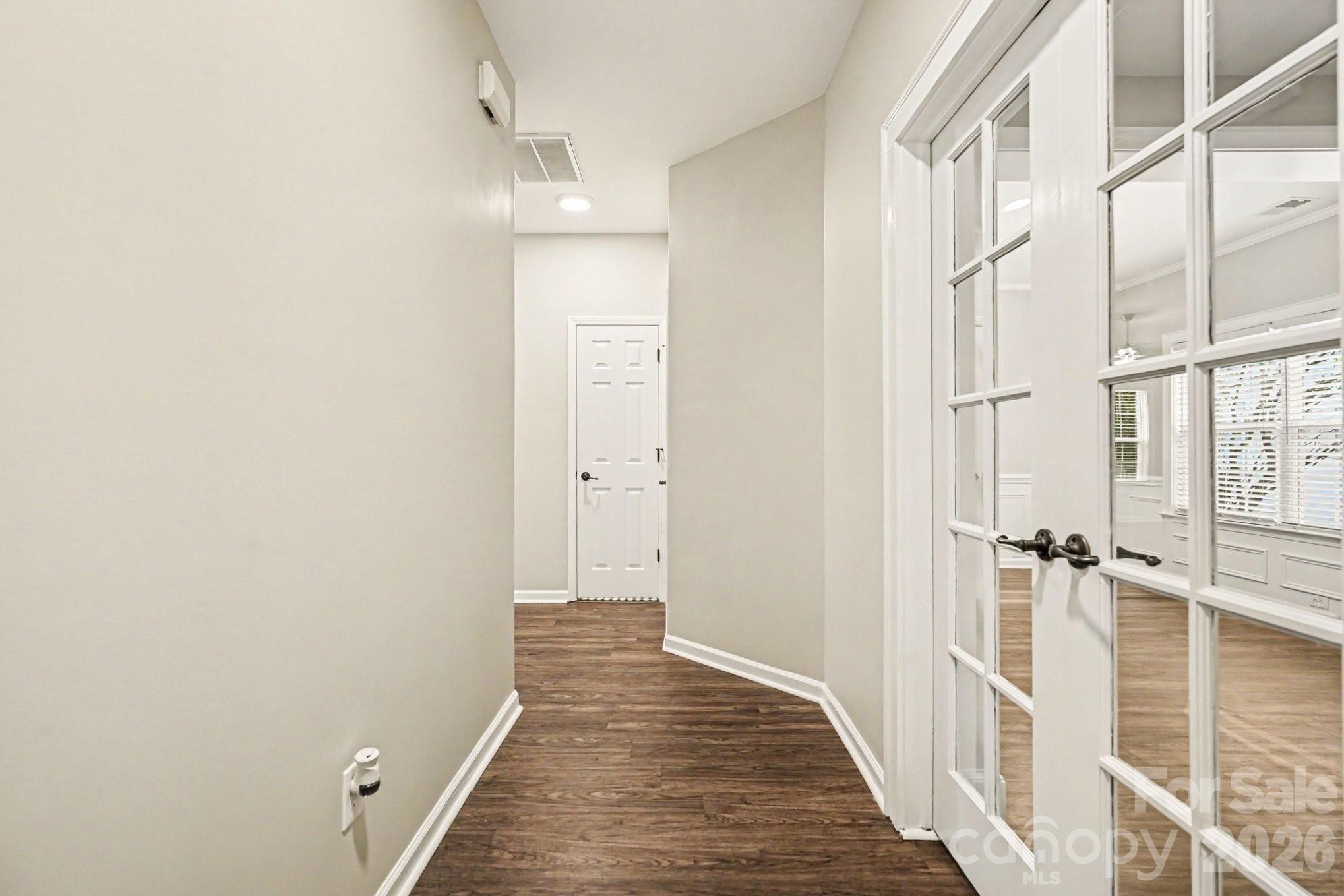 10004 Barrands Lane — Charlotte