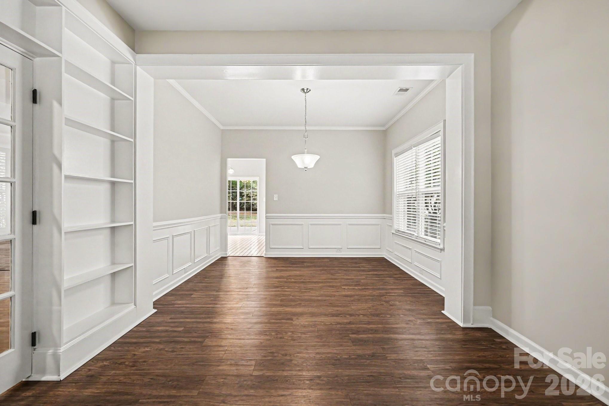 10004 Barrands Lane — Charlotte