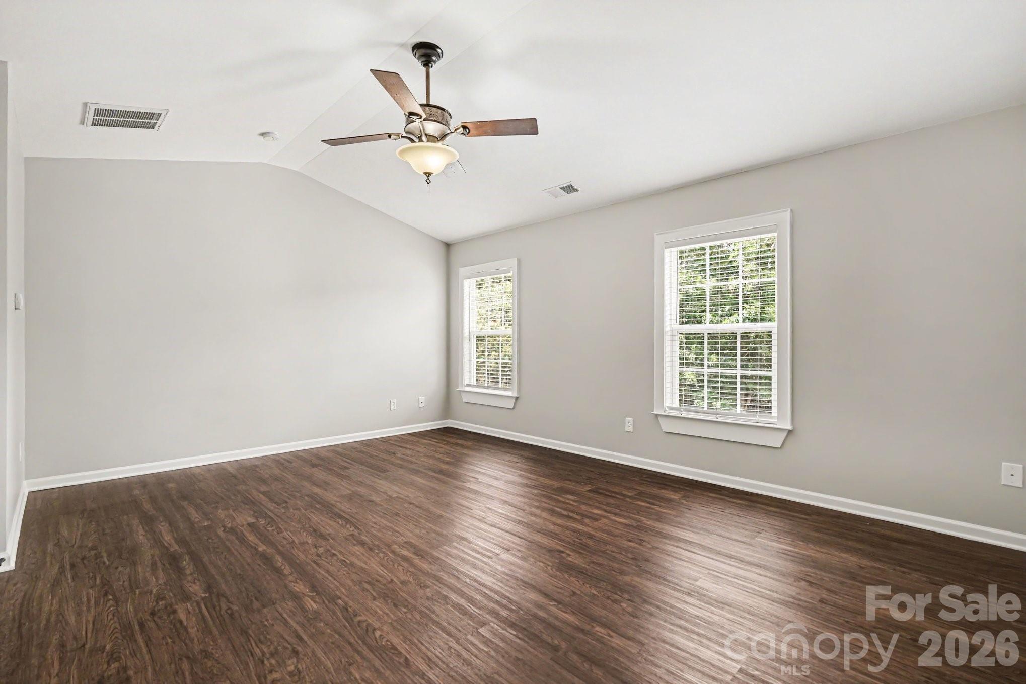 10004 Barrands Lane — Charlotte