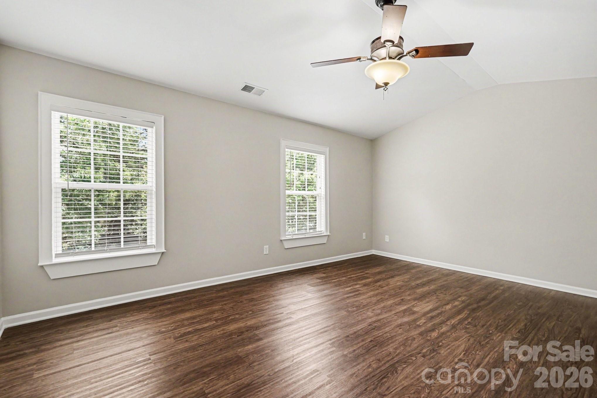 10004 Barrands Lane — Charlotte